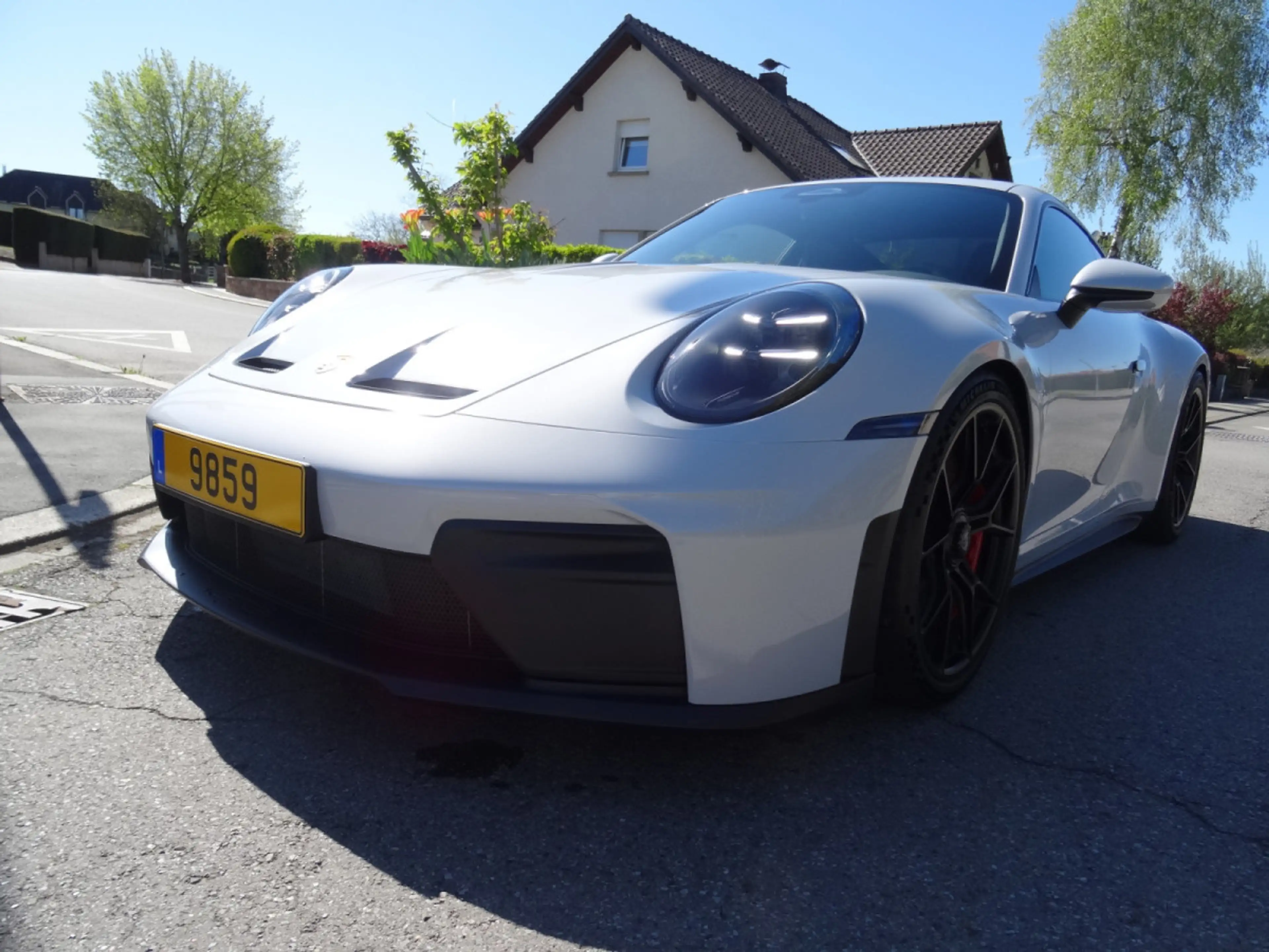 Porsche 992 992-2 GT3 Touring — photo 6