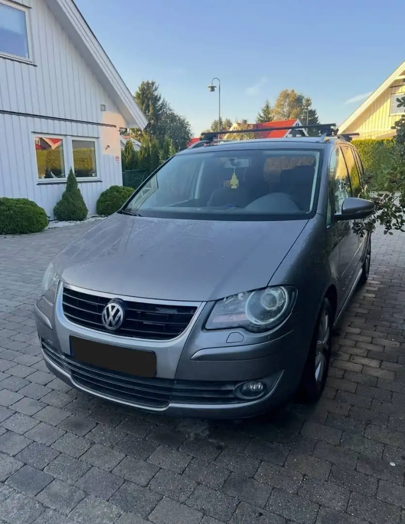 Volkswagen Touran 2.0 16S TDI 140 Carat 5pl - 1