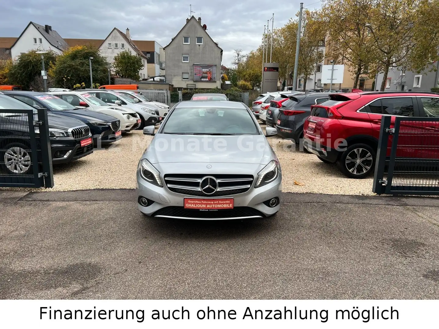 Mercedes-Benz A 180 A-Klasse A 180 BlueEfficiency Automatik & Navi Plateado - 2