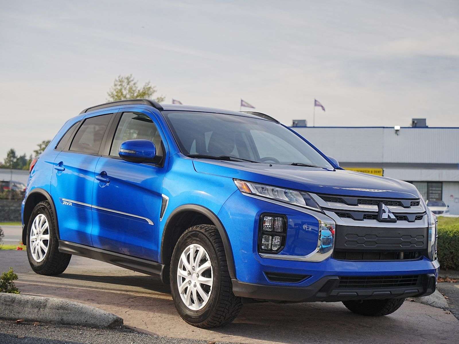 2020 Mitsubishi RVR