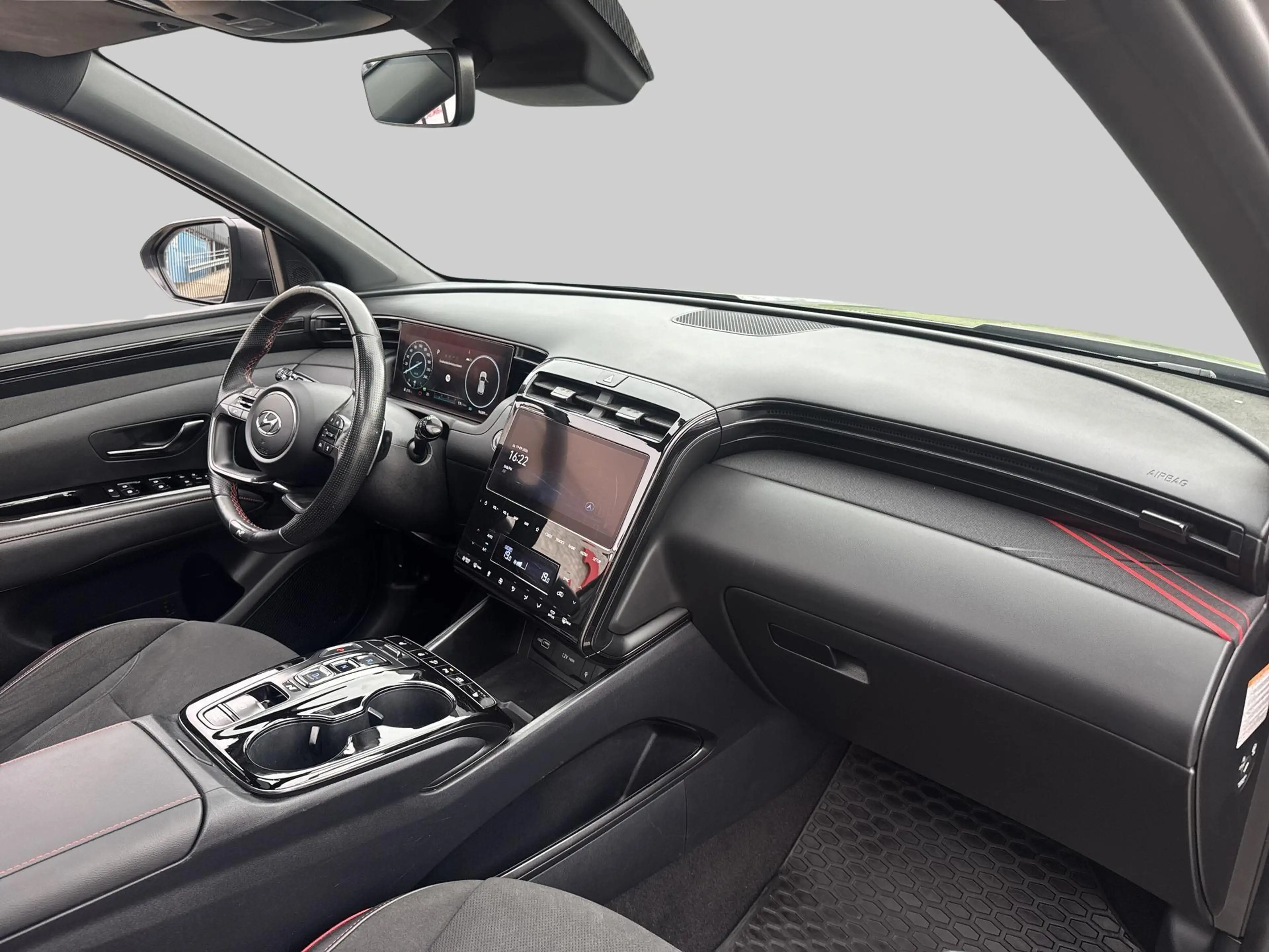 Hyundai TUCSON 1.6 T-GDI HEV N Line Business Sky — photo 13