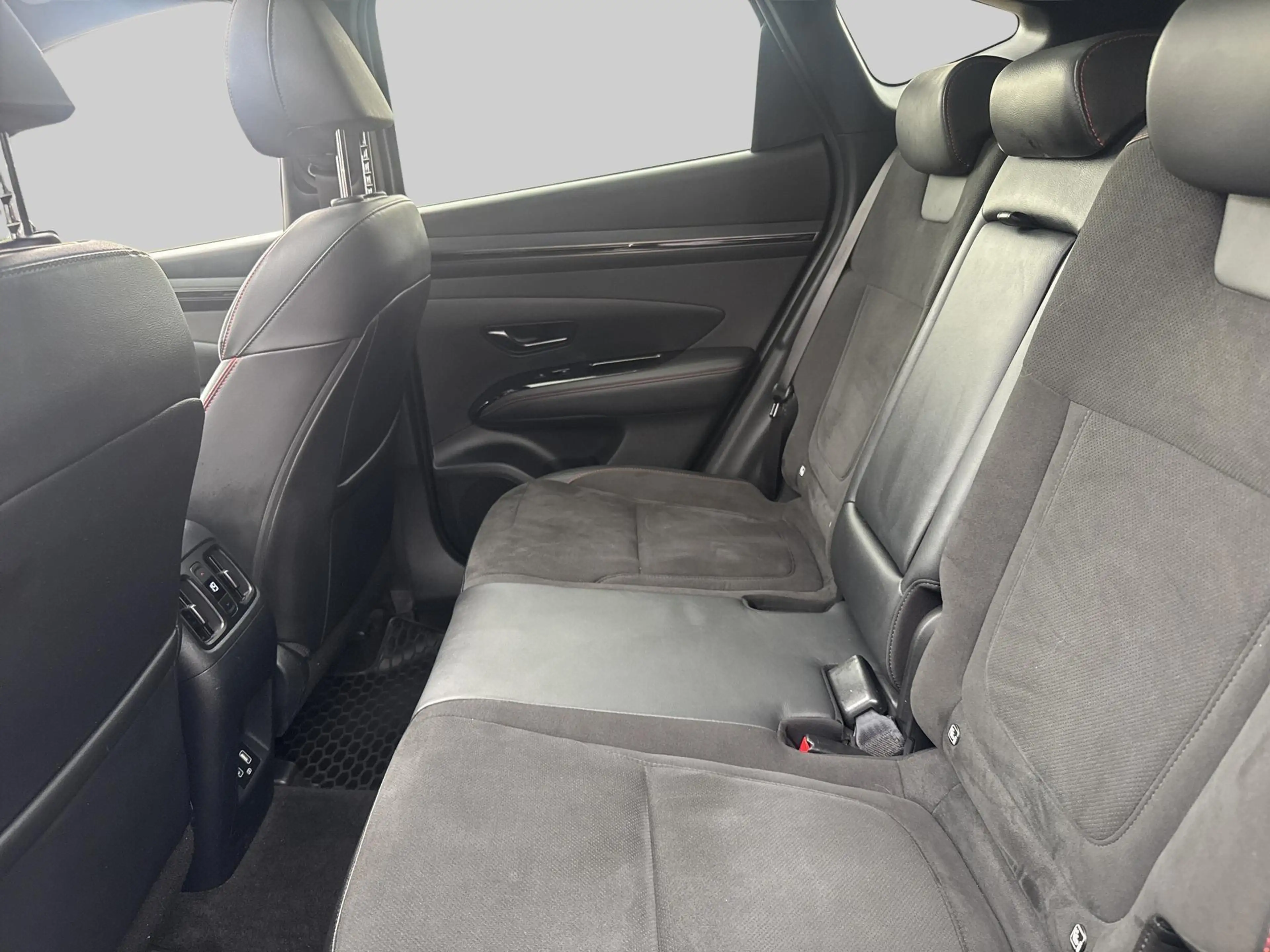 Hyundai TUCSON 1.6 T-GDI HEV N Line Business Sky — photo 6