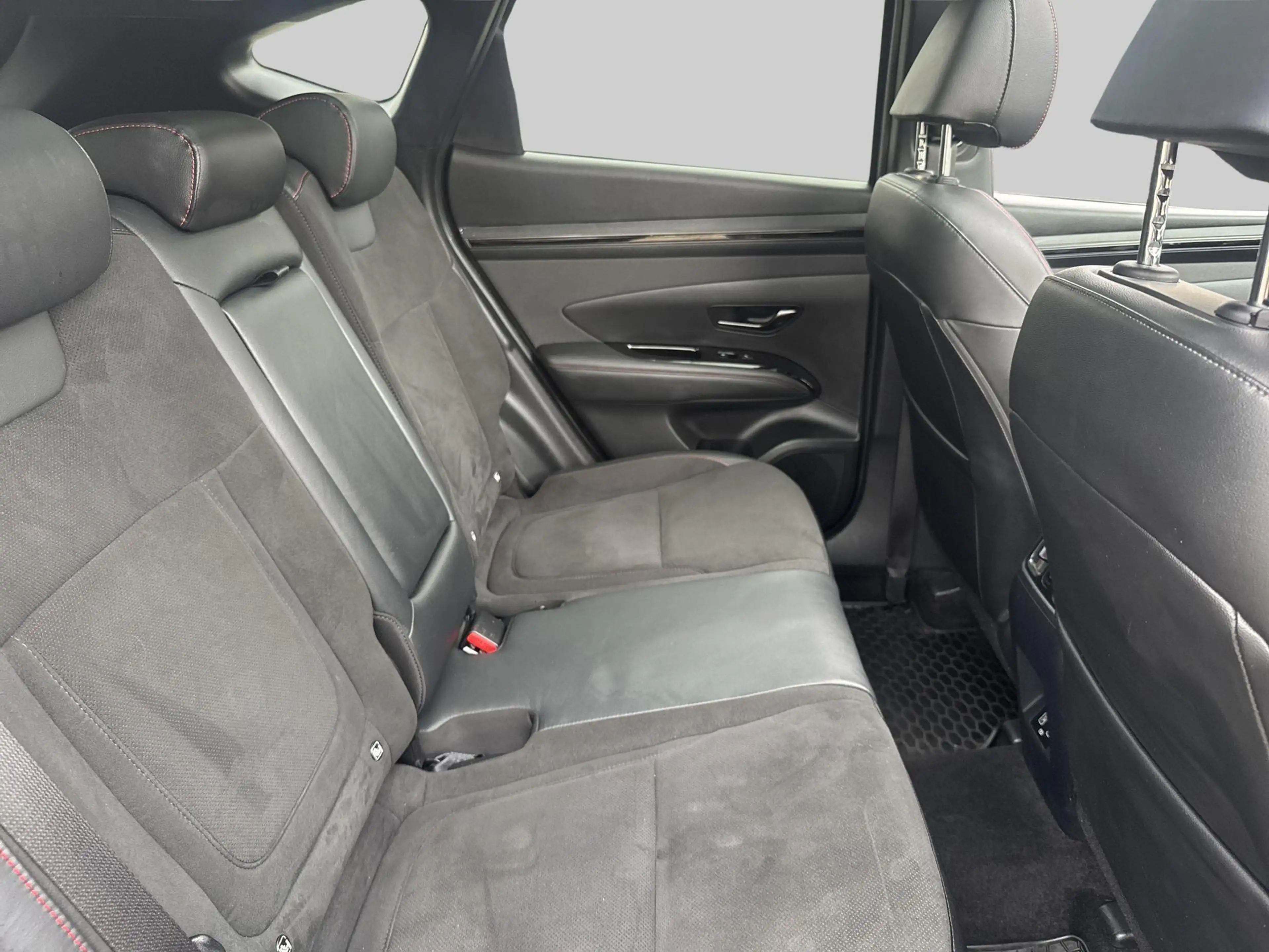 Hyundai TUCSON 1.6 T-GDI HEV N Line Business Sky — photo 14