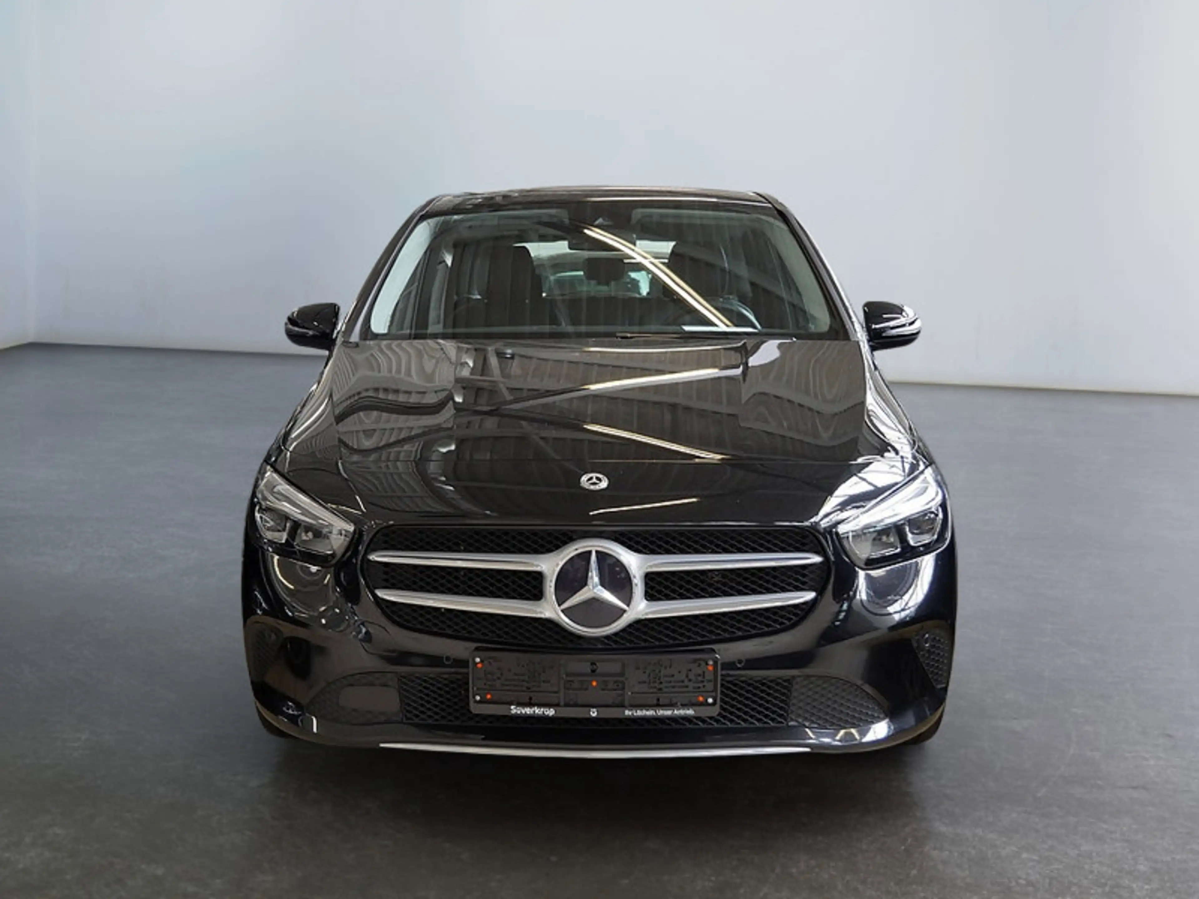 Mercedes-Benz B 250 e KAMERA SPUR PDC SHZ — photo 4