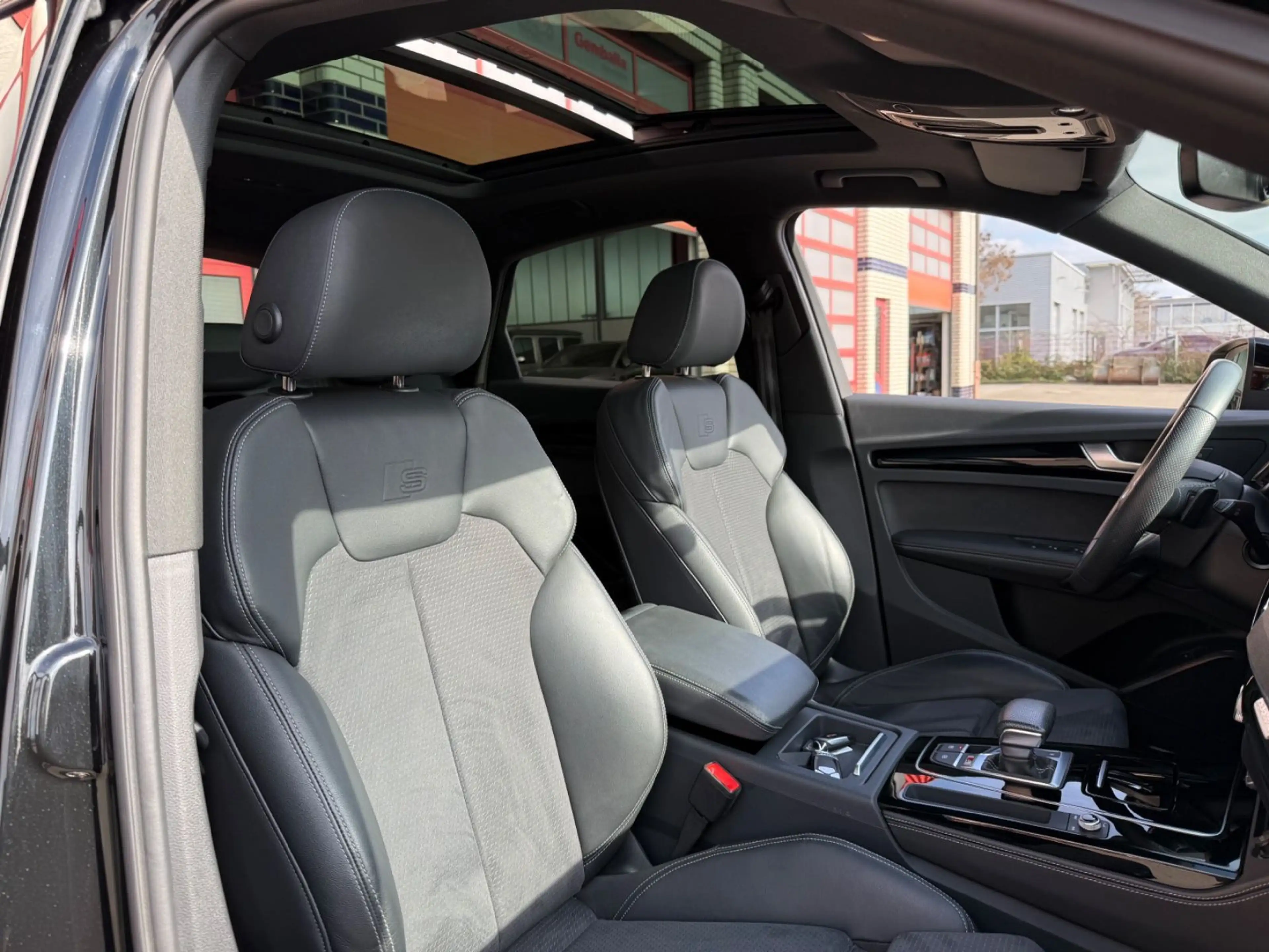Audi SQ5 SPORTBACK 3.0 TDI, PANORAMA, BLACKLINE — photo 6