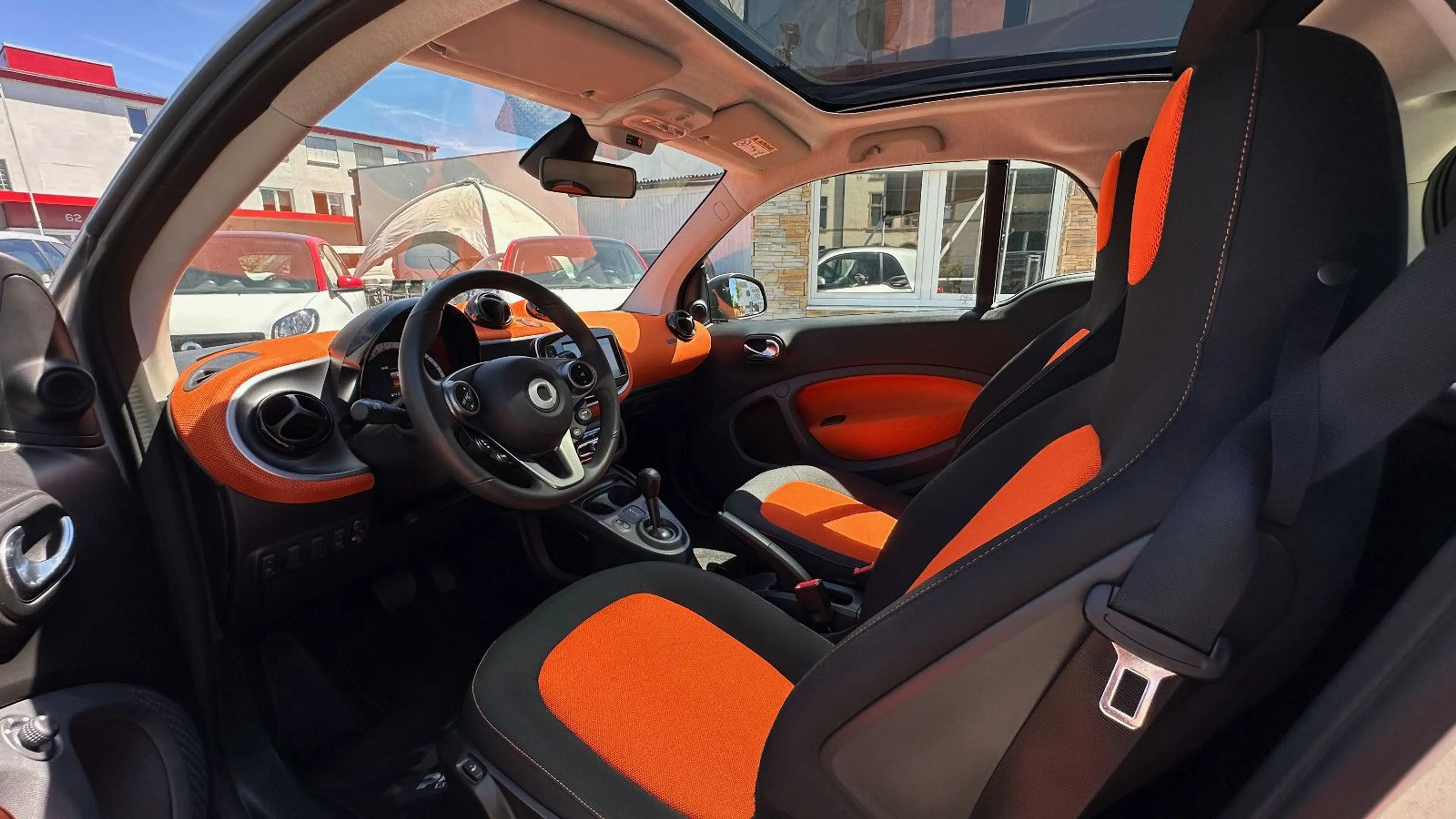 smart forTwo Coupé DCT SILVER EDITION! NUR 34 TKM! — photo 9