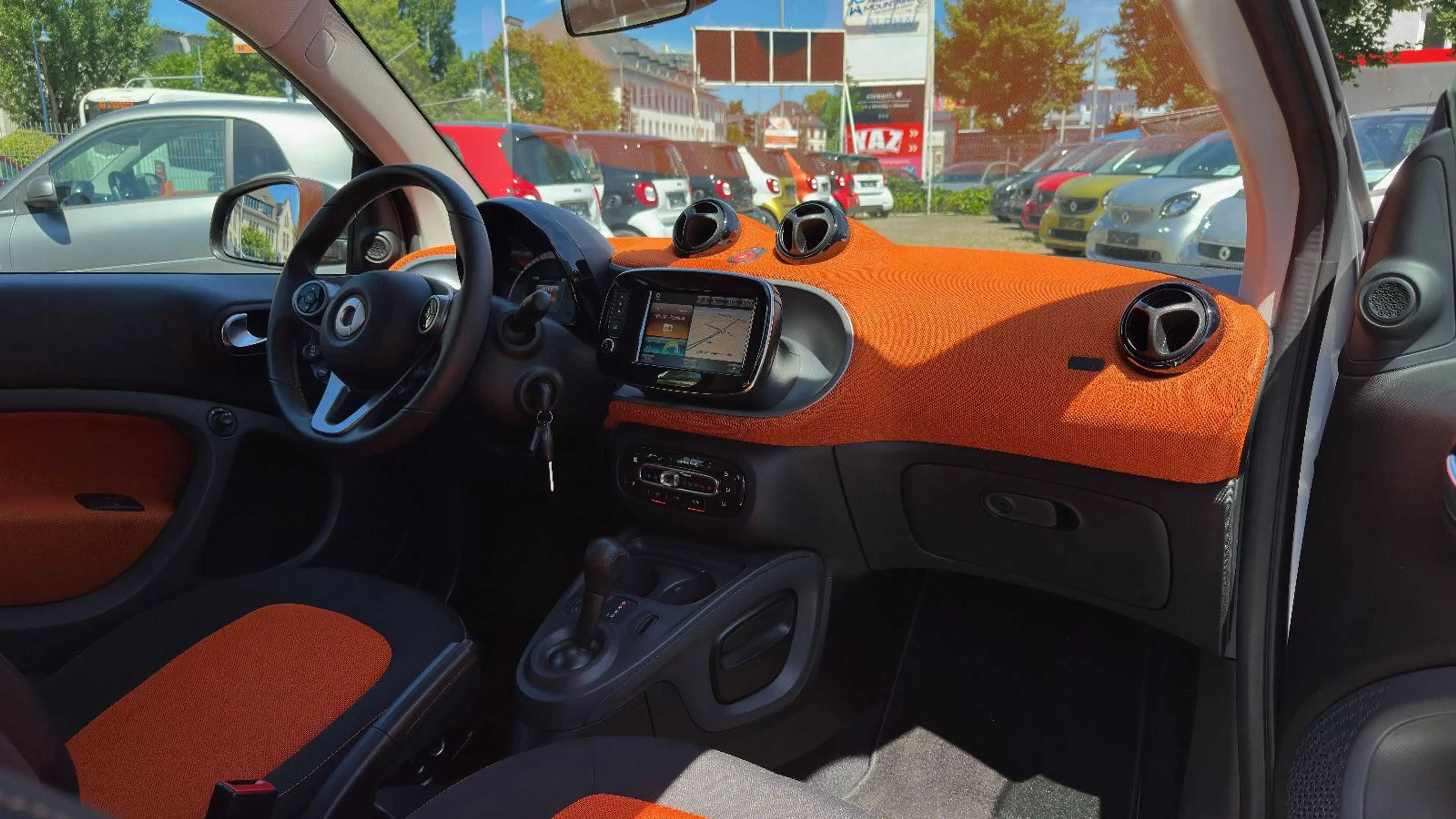 smart forTwo Coupé DCT SILVER EDITION! NUR 34 TKM! — photo 8