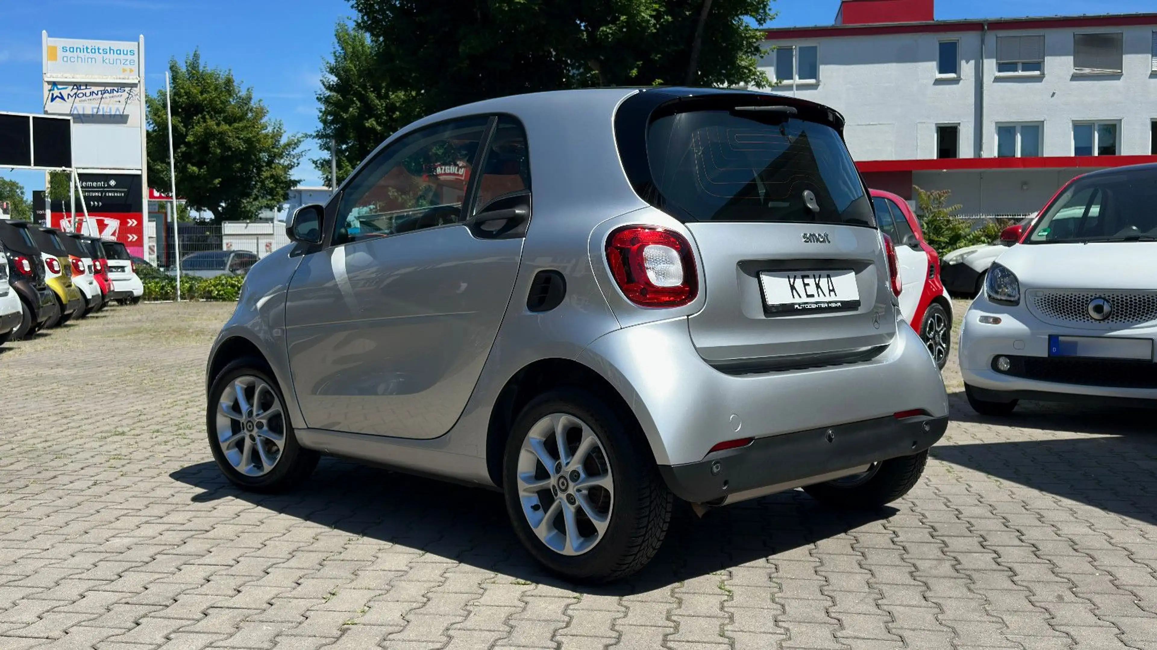 smart forTwo Coupé DCT SILVER EDITION! NUR 34 TKM! — photo 2