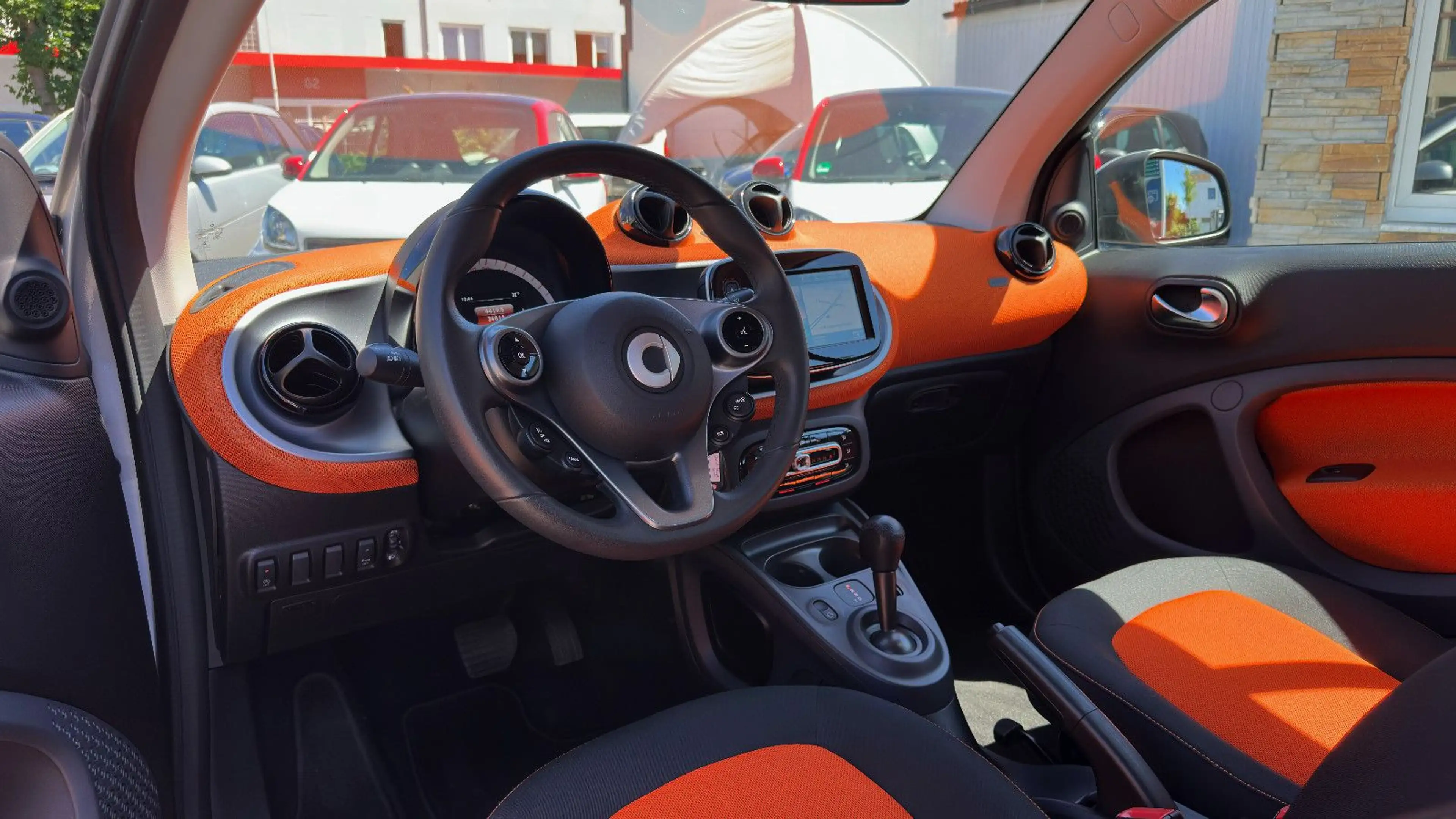 smart forTwo Coupé DCT SILVER EDITION! NUR 34 TKM! — photo 4