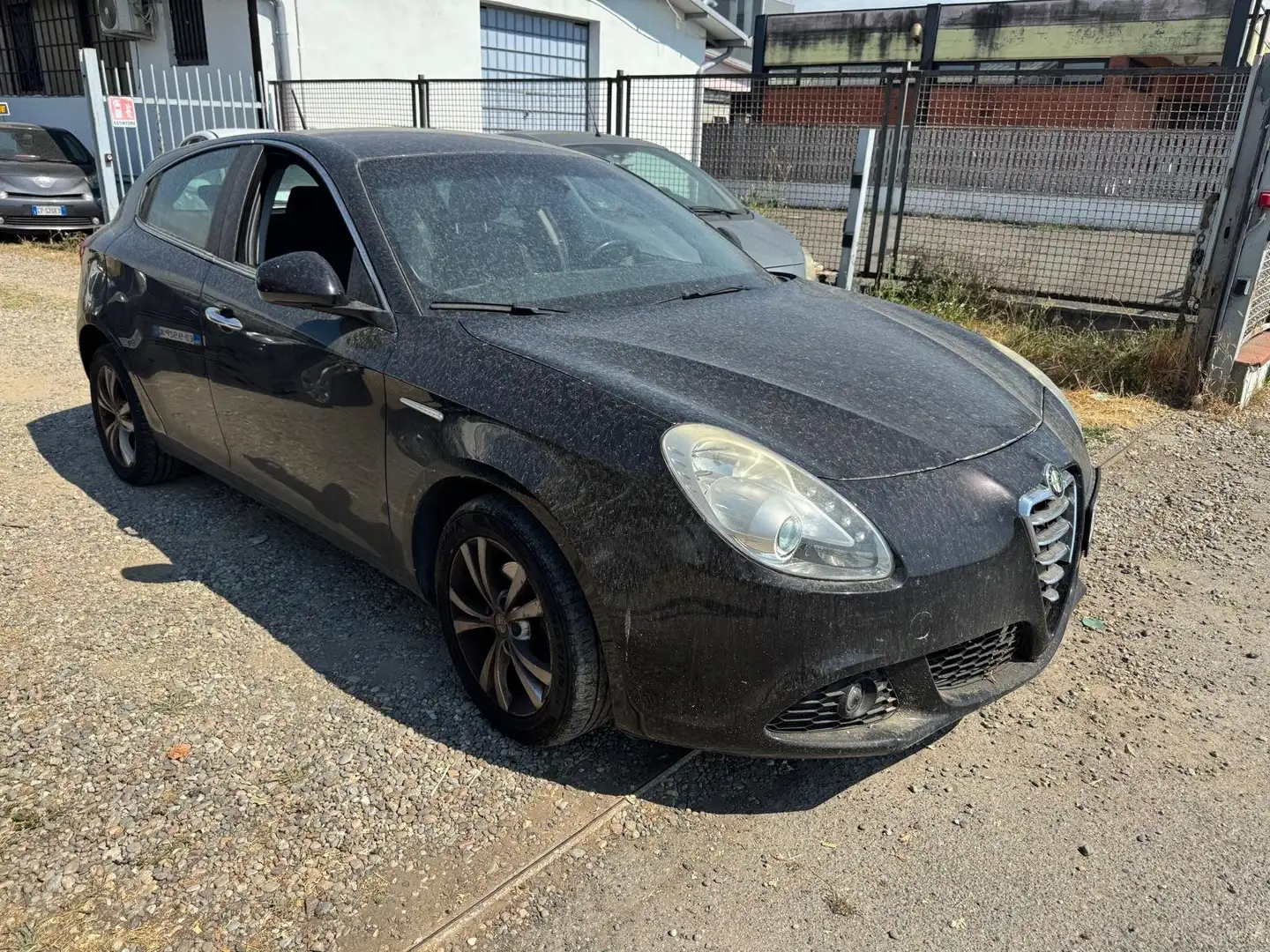 Alfa Romeo Giulietta Giulietta III 2010 1.6 jtdm-2 Progression Zwart - 1
