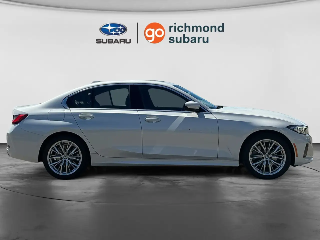 BMW 3 Series снимка BMW 3 Series