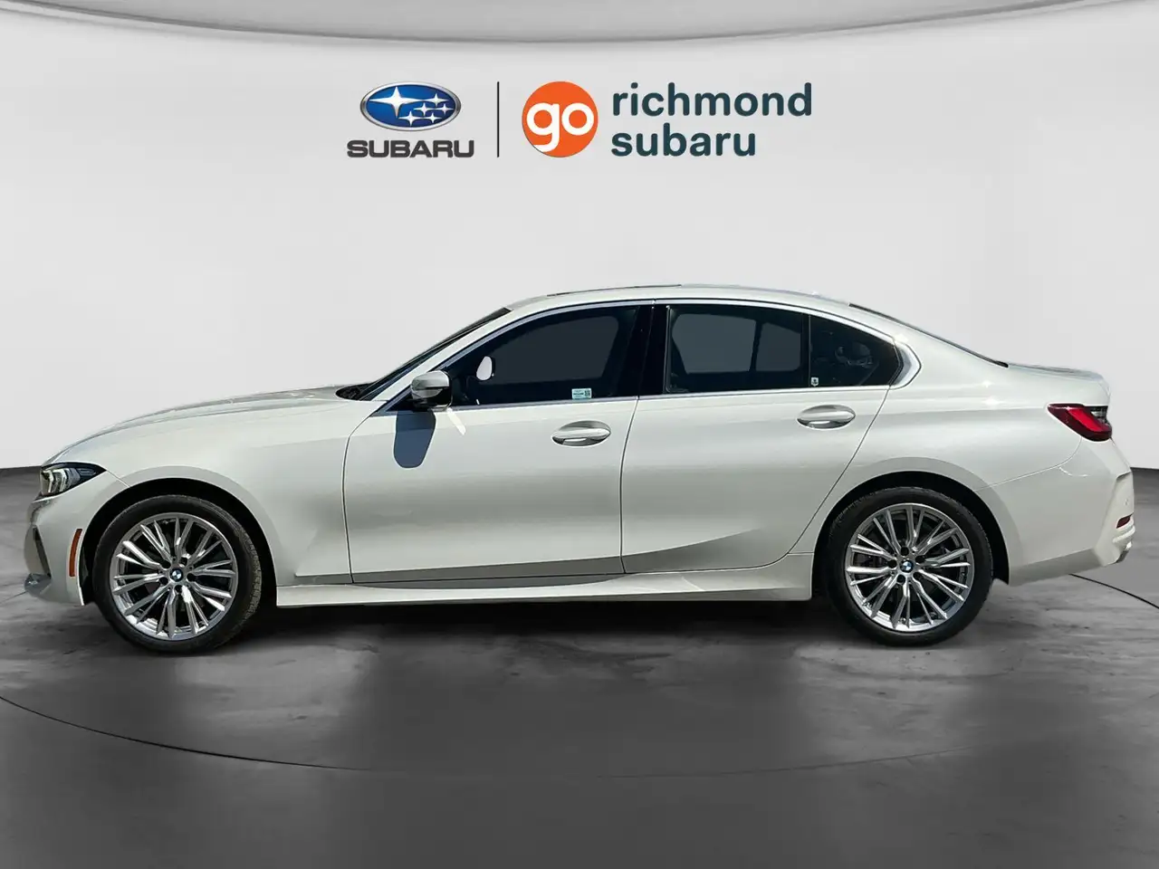 BMW 3 Series снимка BMW 3 Series