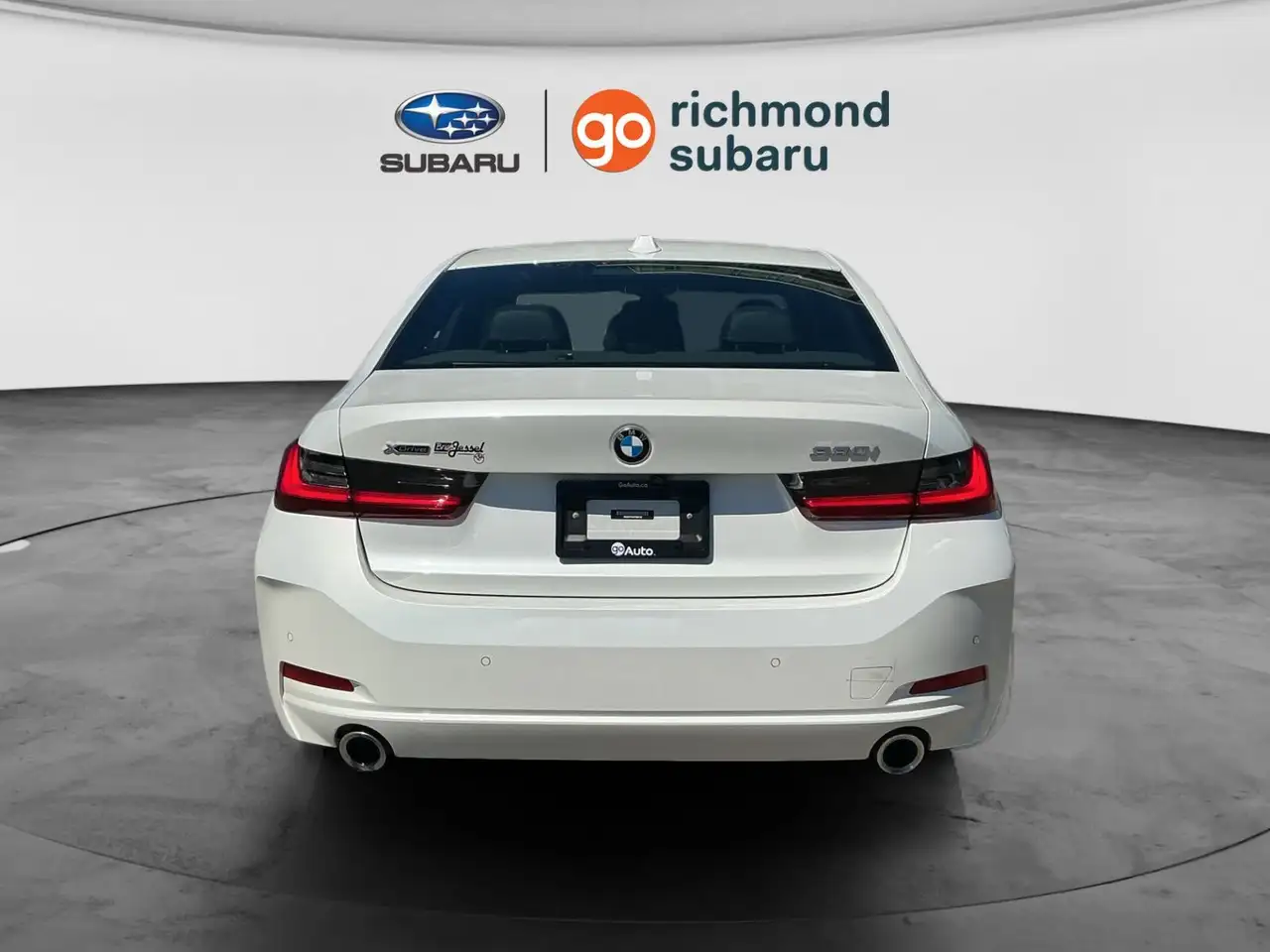 BMW 3 Series снимка BMW 3 Series