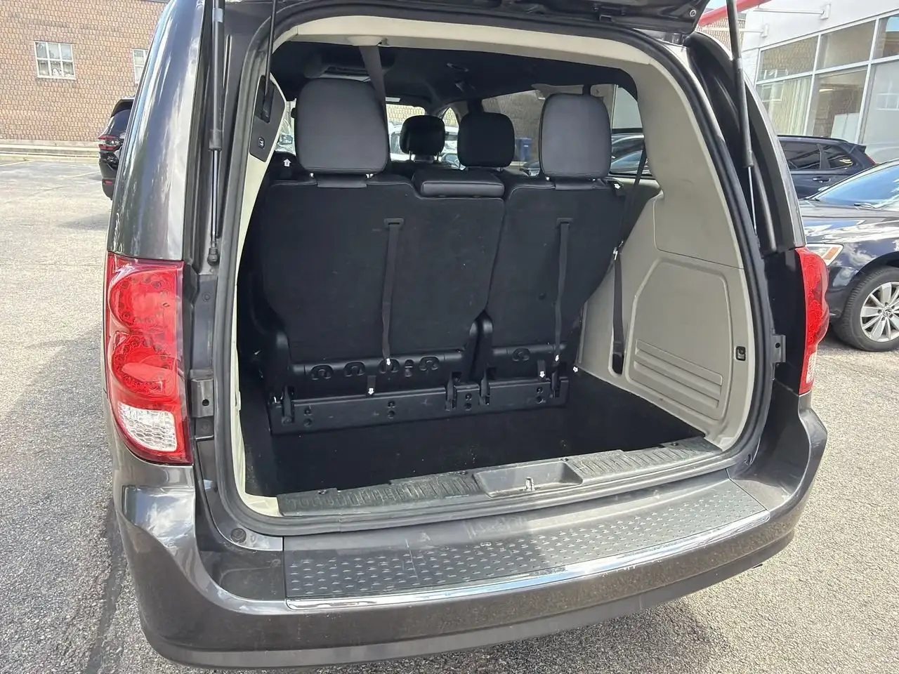 Dodge Grand Caravan fotografie Dodge Grand Caravan