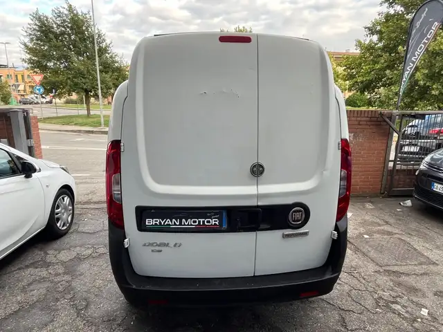 Fiat Doblo view 4