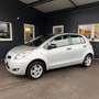 Toyota Yaris 1,0 VVT-i Silber - thumbnail 2