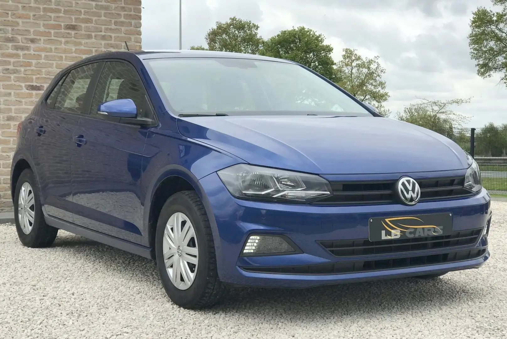 Volkswagen Polo 1.0i Comfortline Bleu - 1