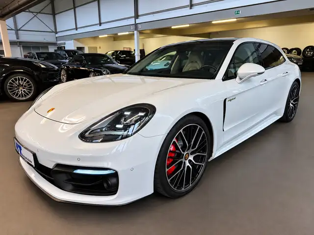 Porsche Panamera Approved