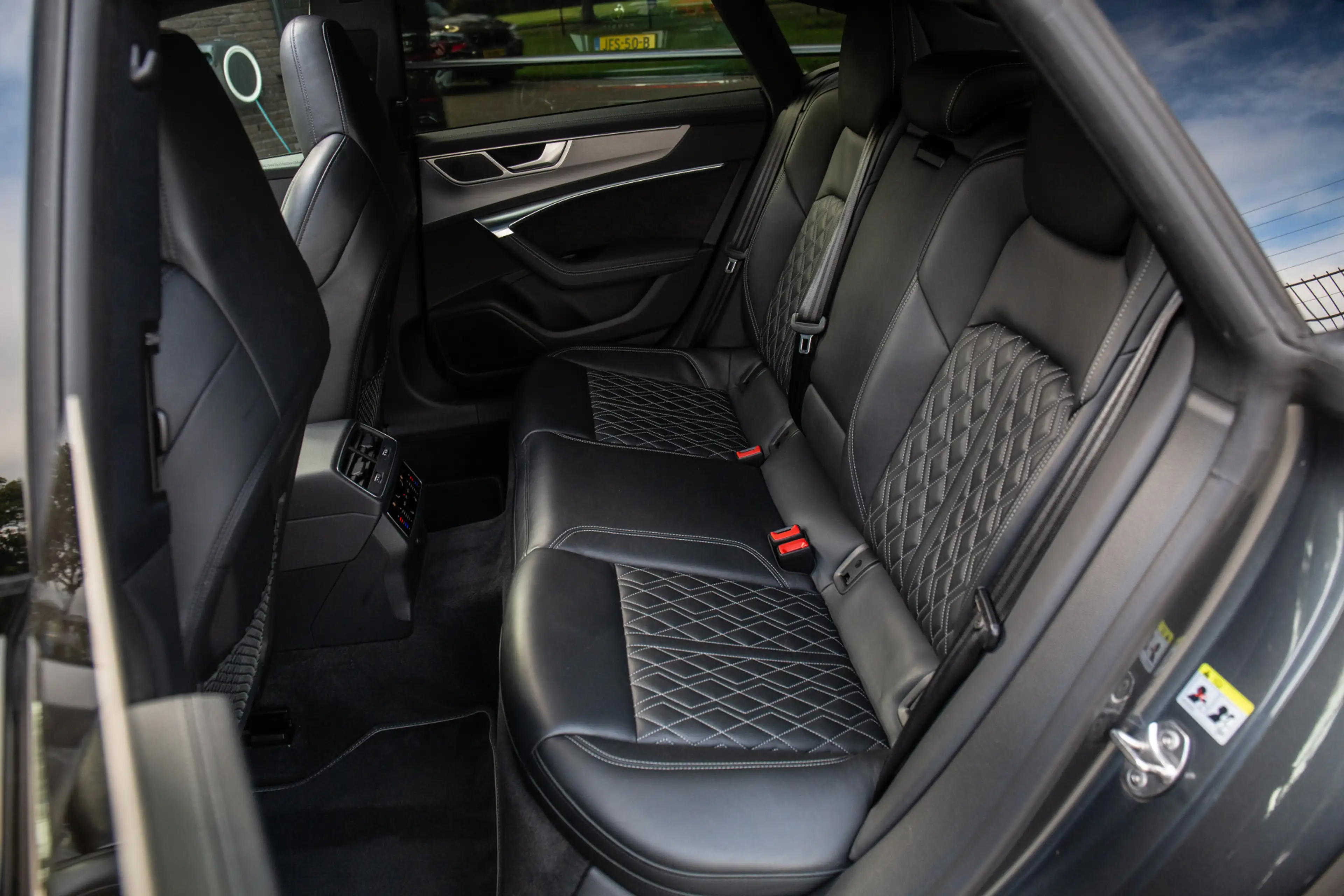 Audi A7 Sportback 55 TFSI e quattro Competition , Panorama — photo 7