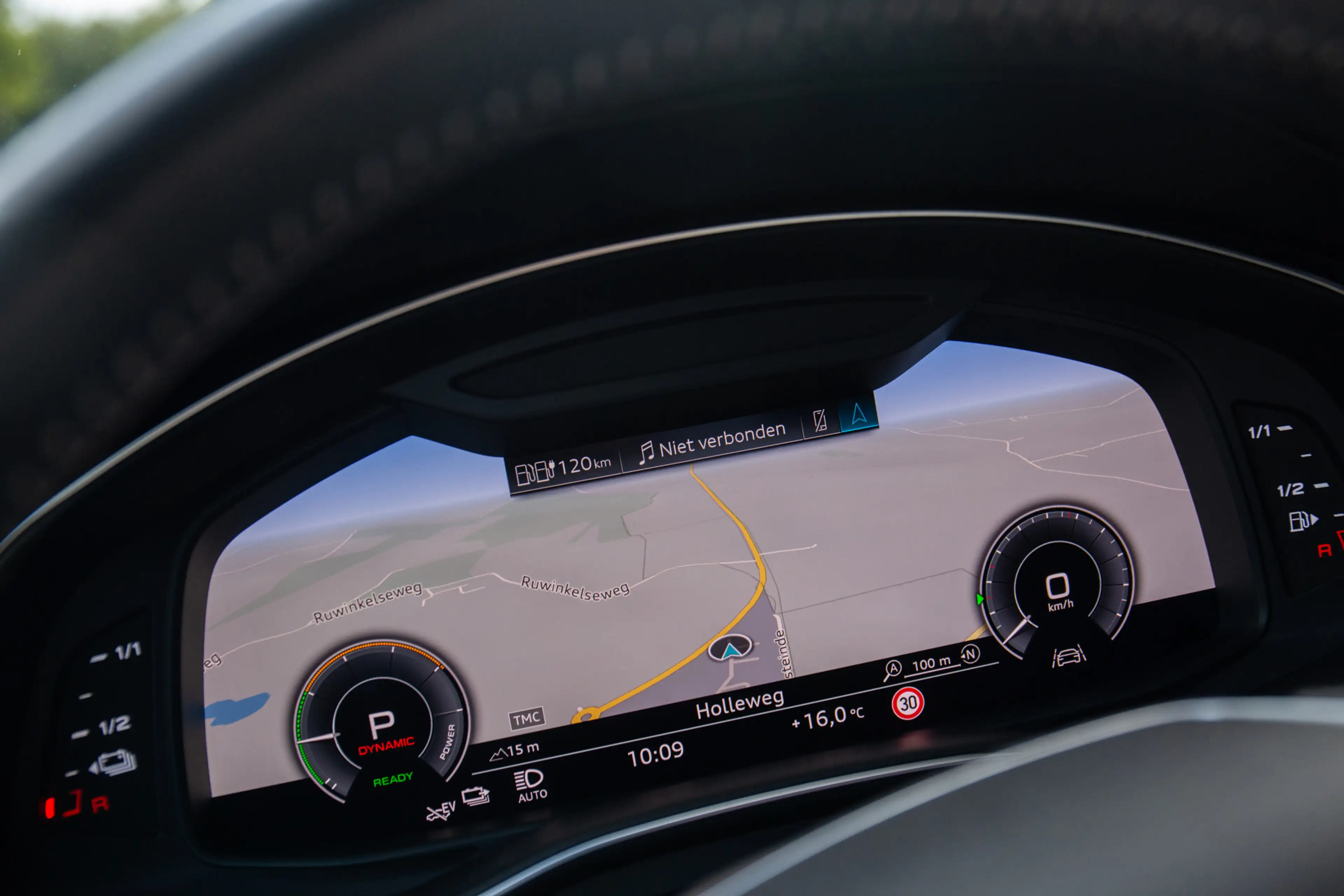 Audi A7 Sportback 55 TFSI e quattro Competition , Panorama — photo 9
