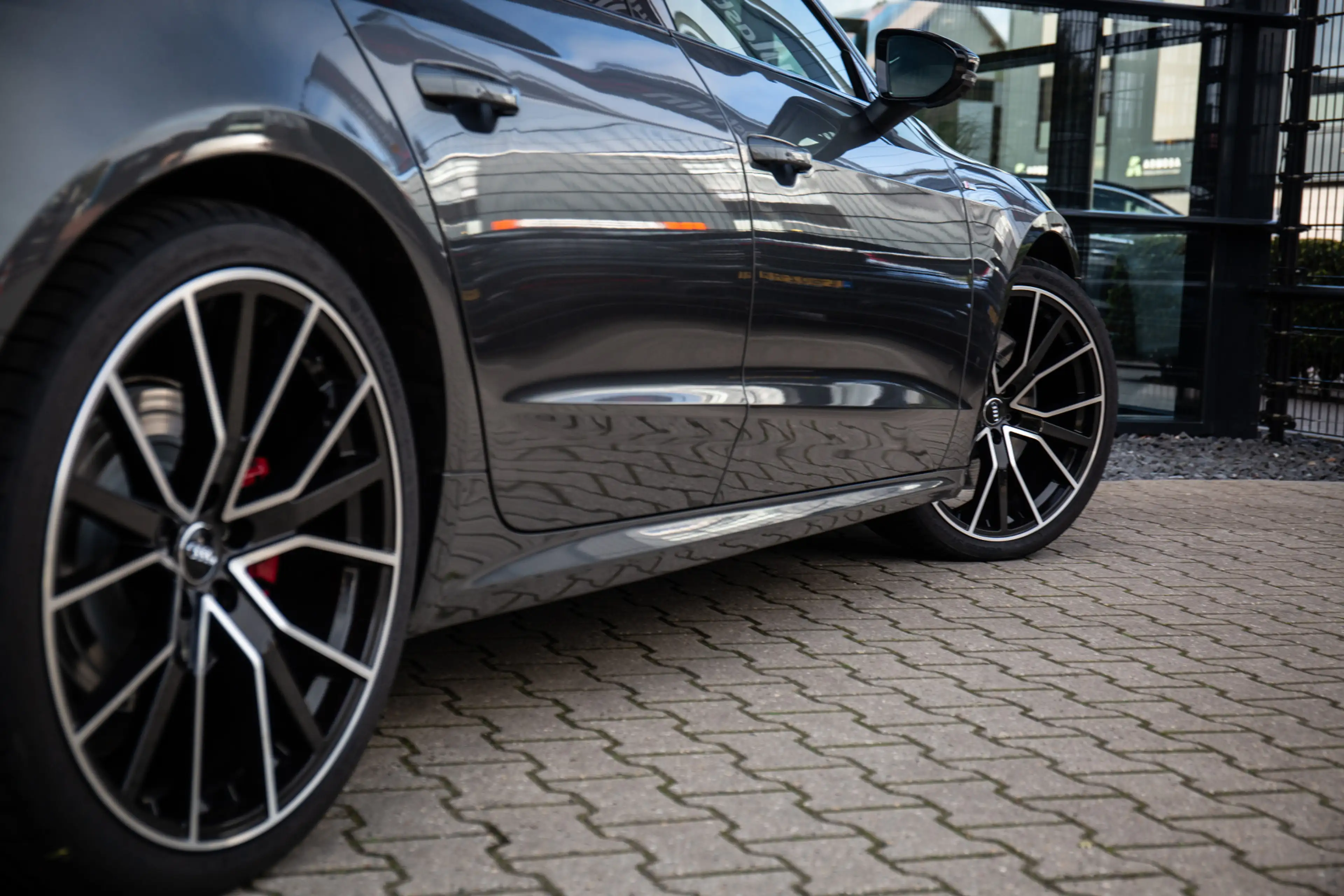 Audi A7 Sportback 55 TFSI e quattro Competition , Panorama — photo 5