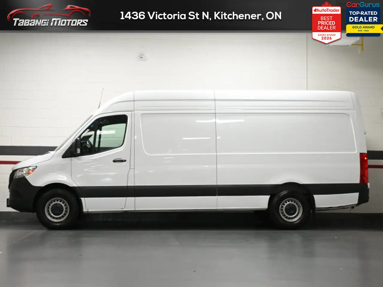 Mercedes-Benz Sprinter photo Mercedes-Benz Sprinter