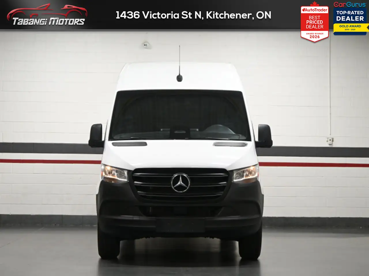 Mercedes-Benz Sprinter photo Mercedes-Benz Sprinter