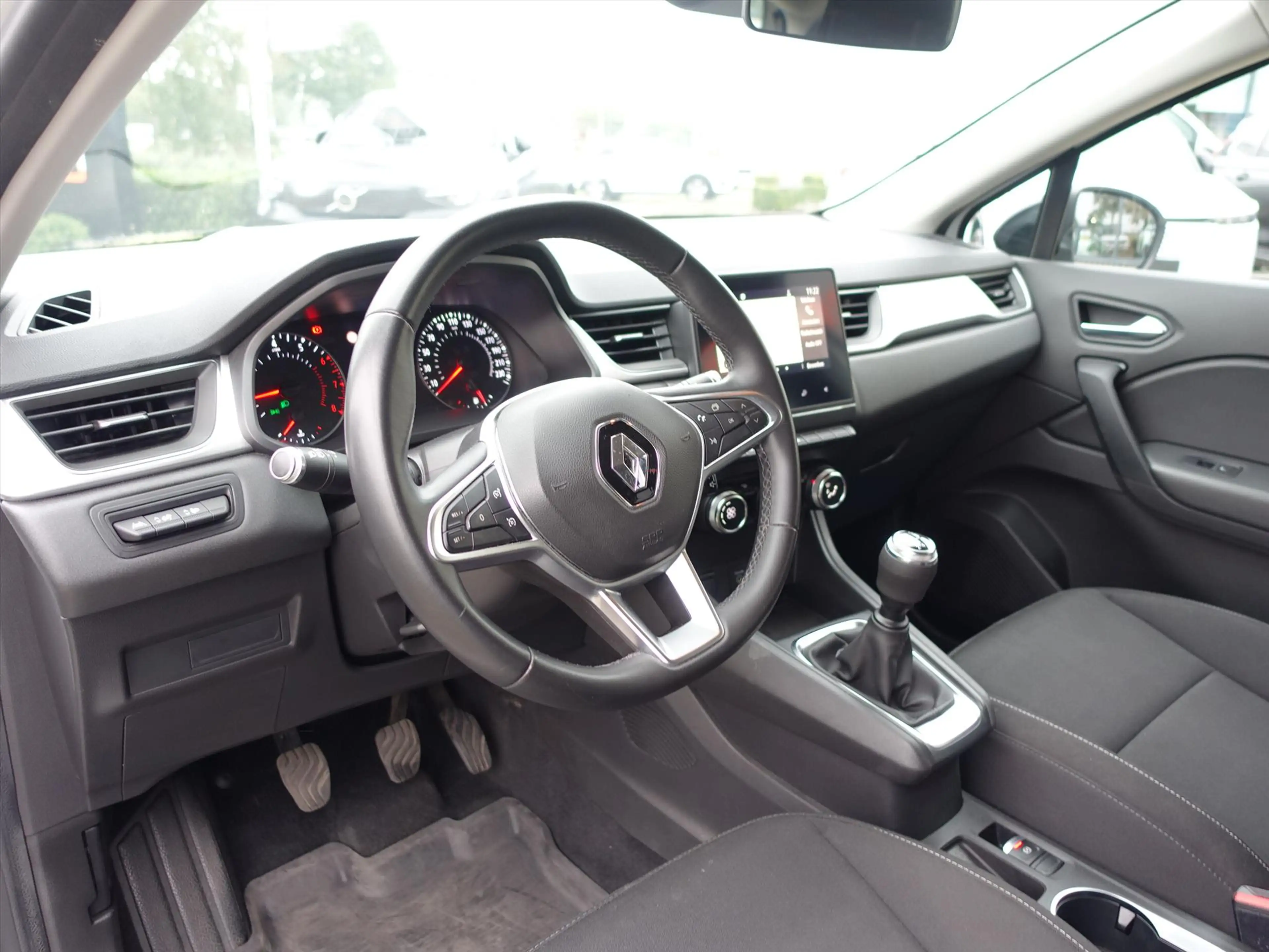 Renault Captur TCe 101pk Life 4 SEIZOENENBANDEN — photo 13