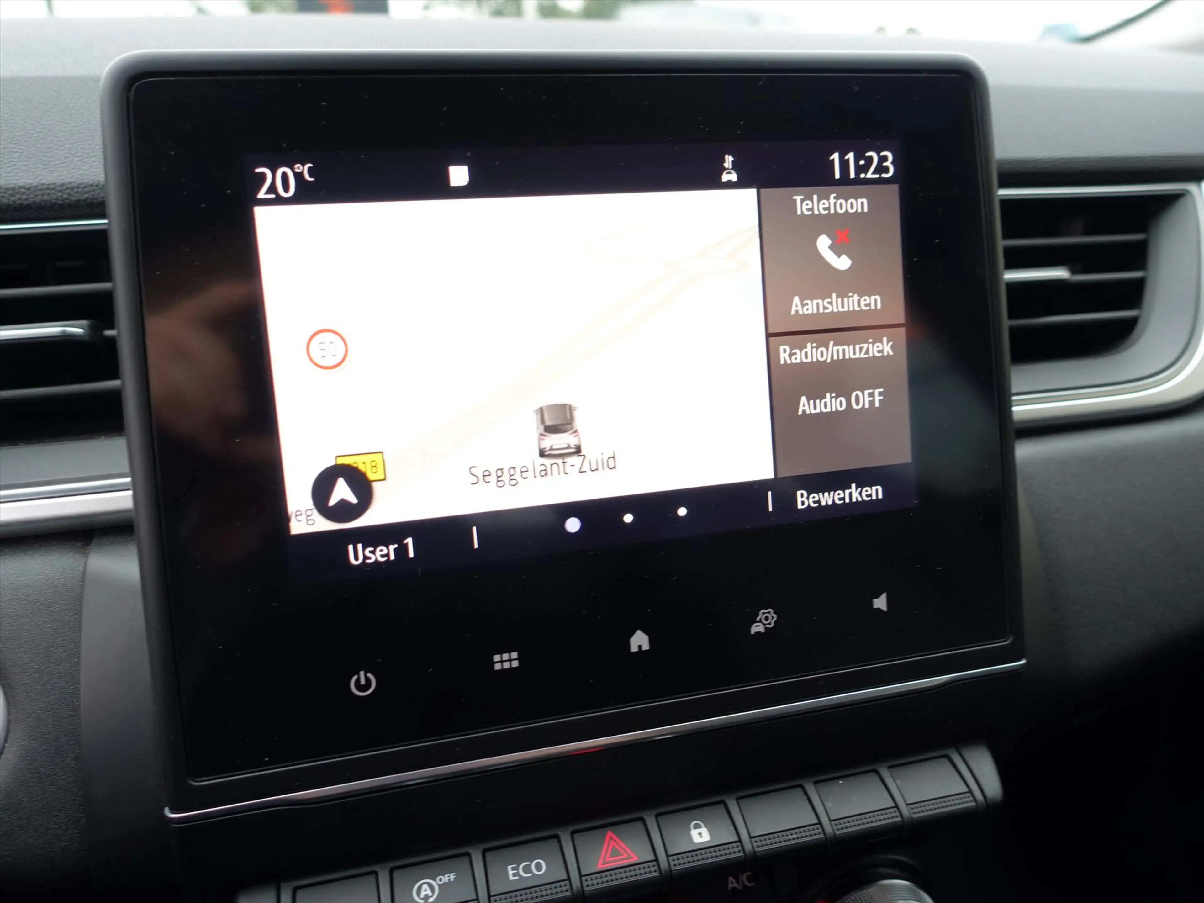 Renault Captur TCe 101pk Life 4 SEIZOENENBANDEN — photo 17
