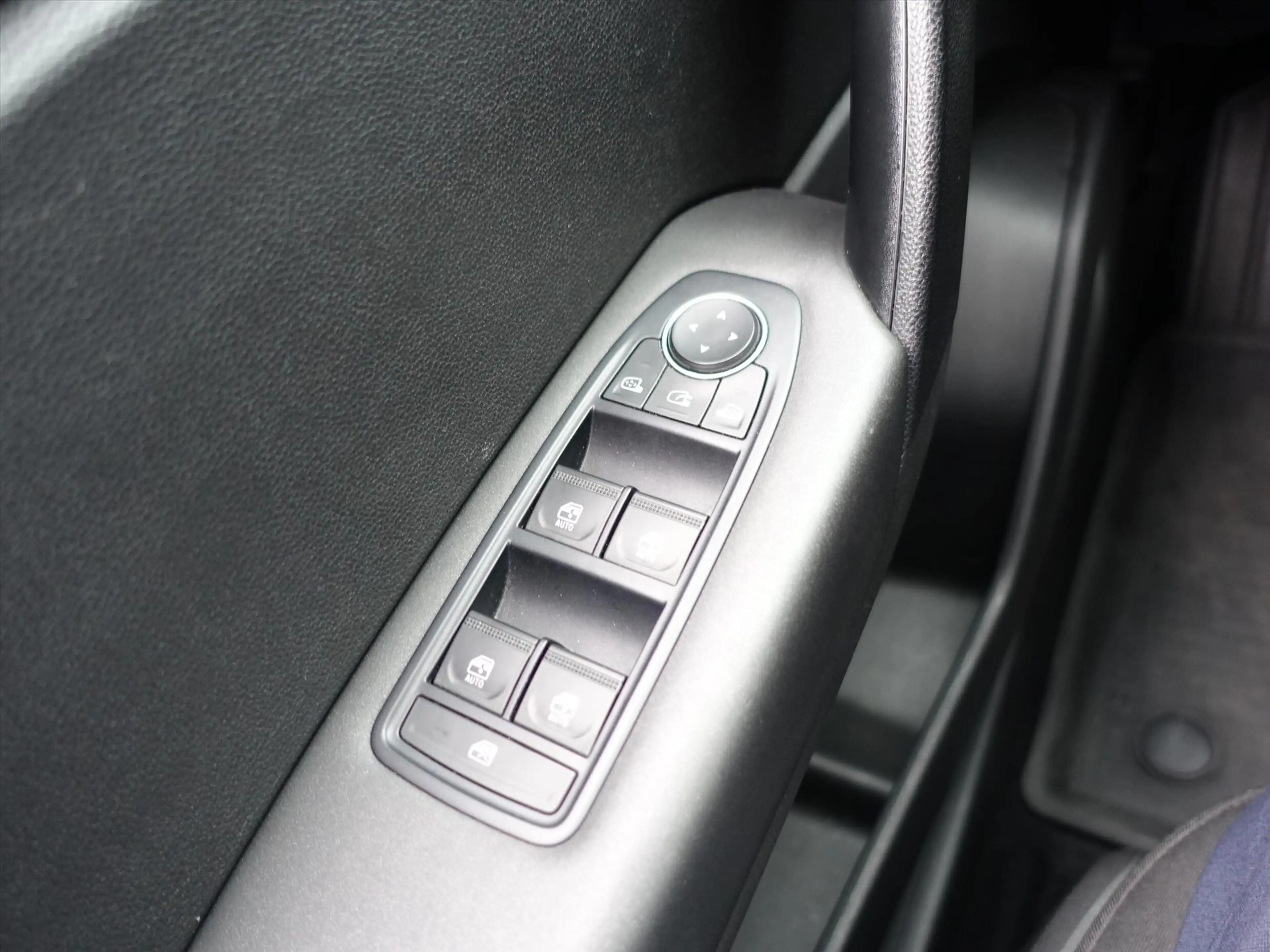 Renault Captur TCe 101pk Life 4 SEIZOENENBANDEN — photo 15