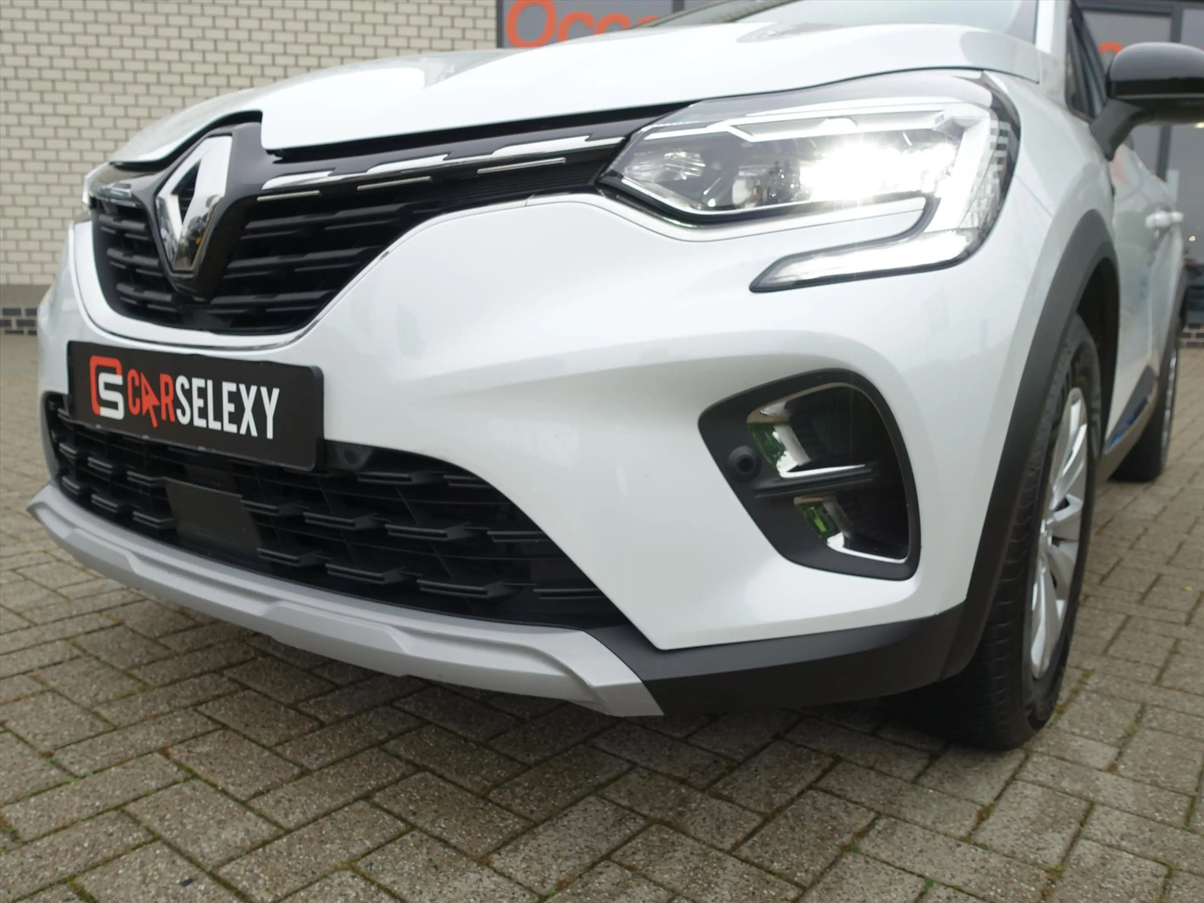 Renault Captur TCe 101pk Life 4 SEIZOENENBANDEN — photo 11
