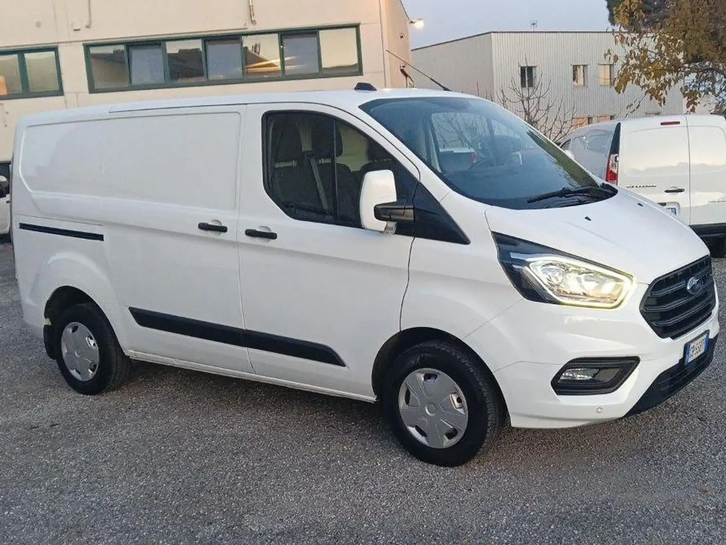 Ford Transit Custom 280 L1H1 2.0 ECOBLUE 130CV Bianco - 1