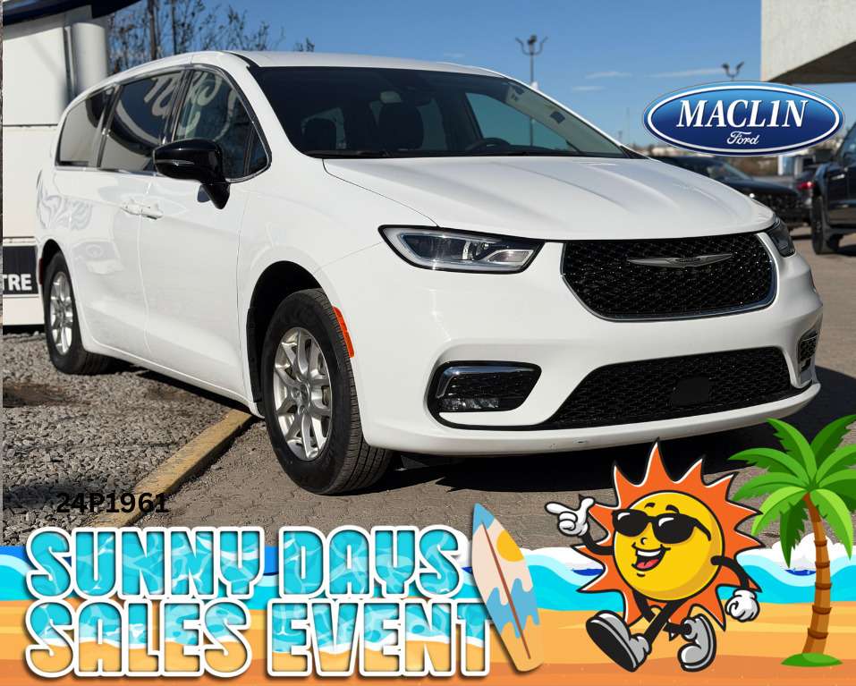 White 2024 Chrysler Pacifica Minivan Front-Wheel Drive 9-Speed Automatic