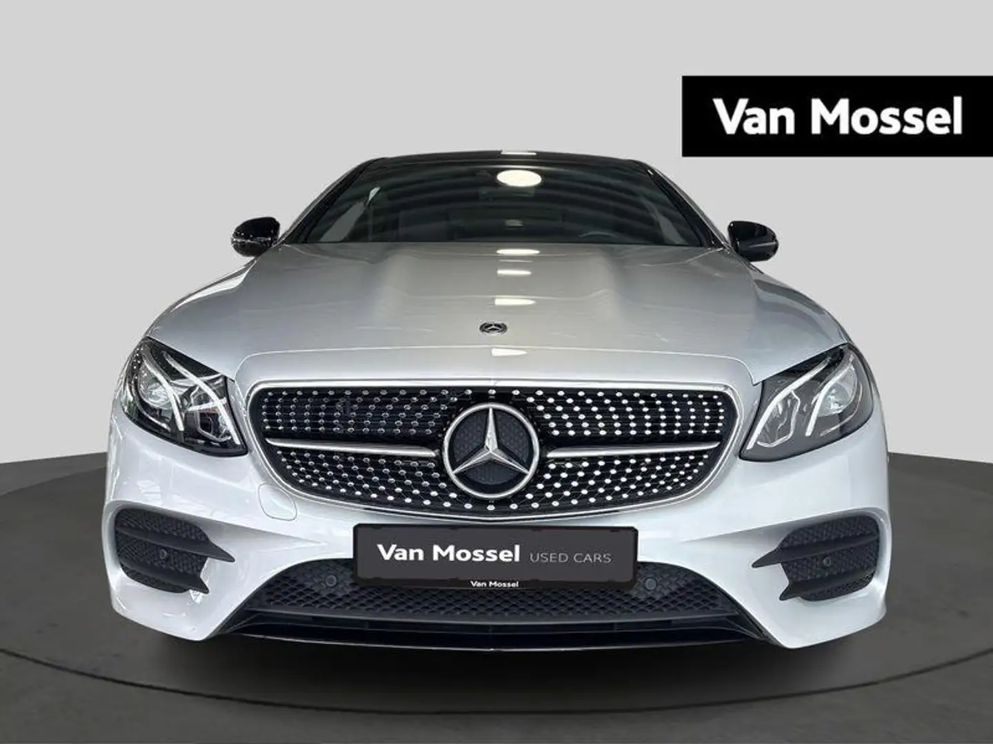 Mercedes-Benz E 200 Coupé + AMG LINE + LEDER + CARPLAY + LED + HEAD UP Blanc - 2