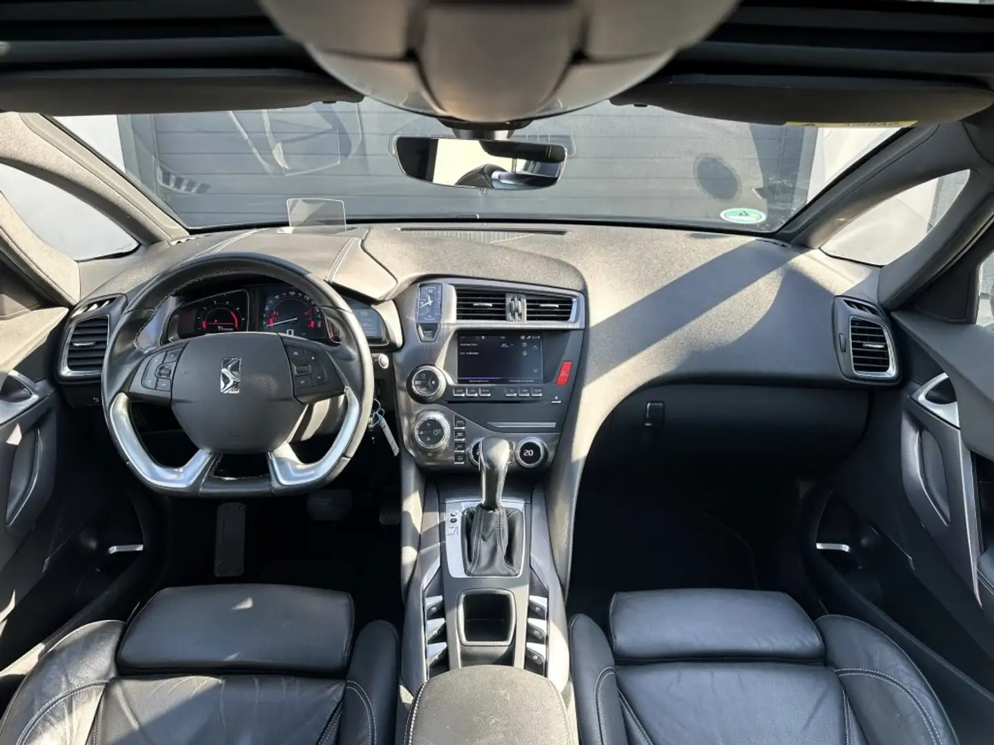 DS Automobiles DS 5 1.6 BLUEHDI BNS EX. / Massage stoelen / Vol. Pano Grijs - 2