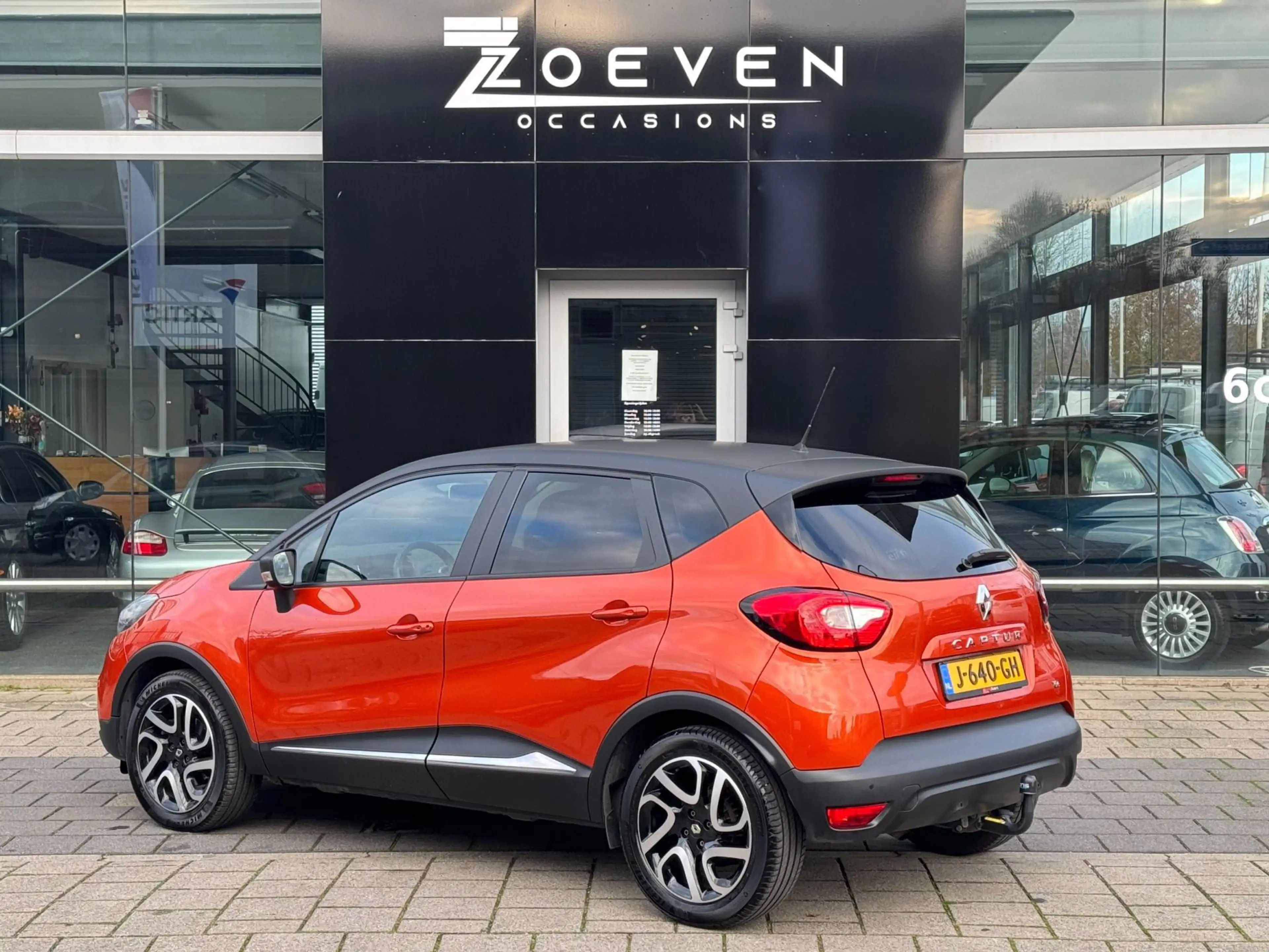 Renault Captur 1.2 TCe Dynamique — photo 10