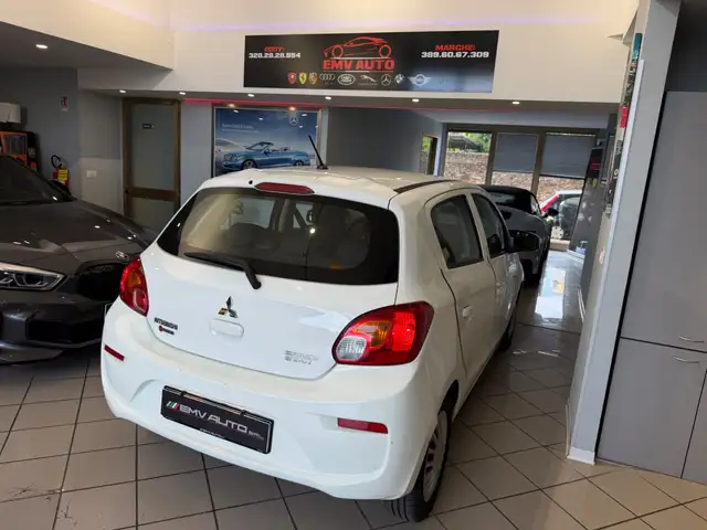 Mitsubishi Space Star view 14
