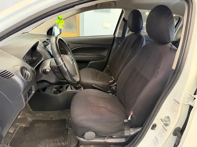 Mitsubishi Space Star view 7