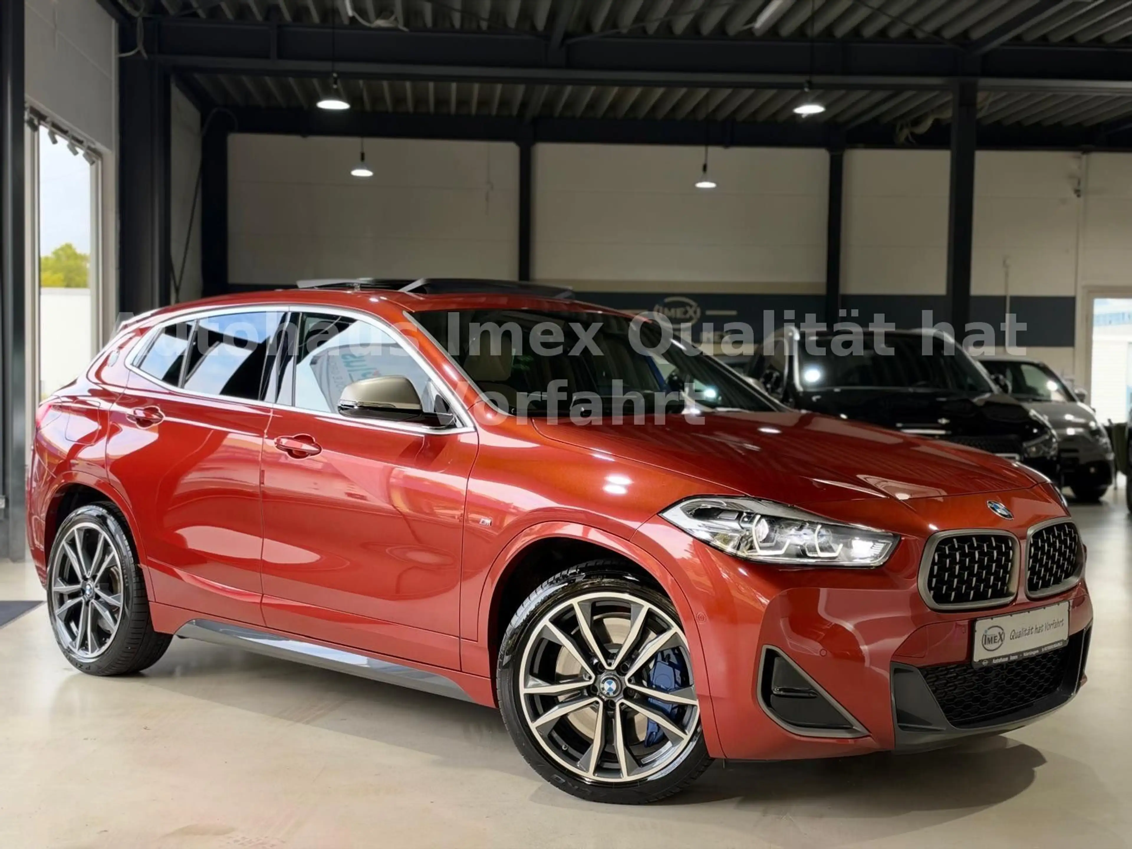 BMW X2 xDrive M35 i*PANO*LED*HUD*LEDER*RHKAM*1.HAND — photo 3