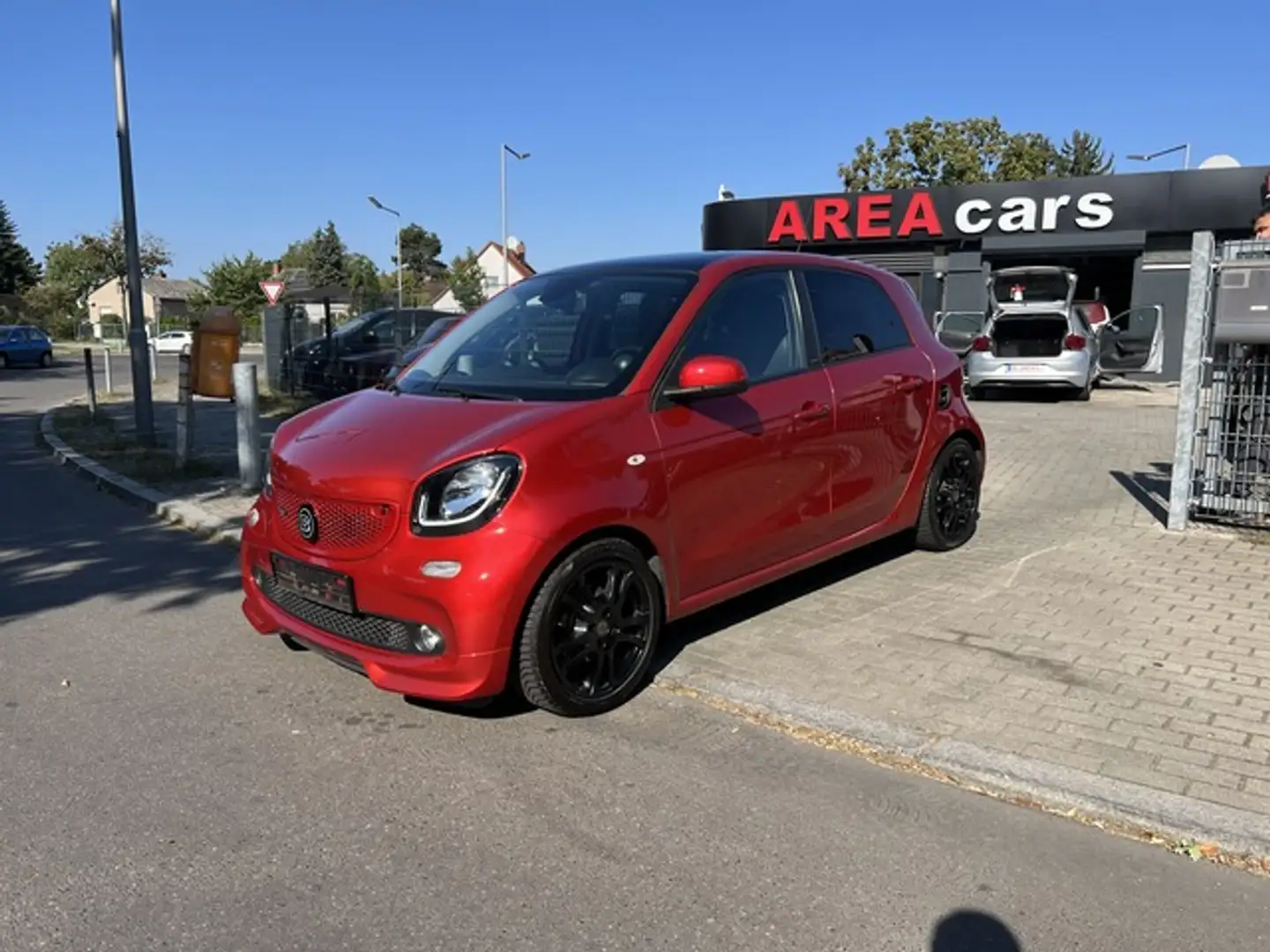 smart forFour BRABUS*EXCLUSIVE*PANO*JLB*KAM*LED*SITZ* Rot - 2