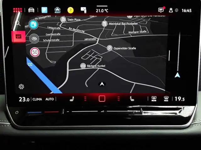 Volkswagen Passat view 12