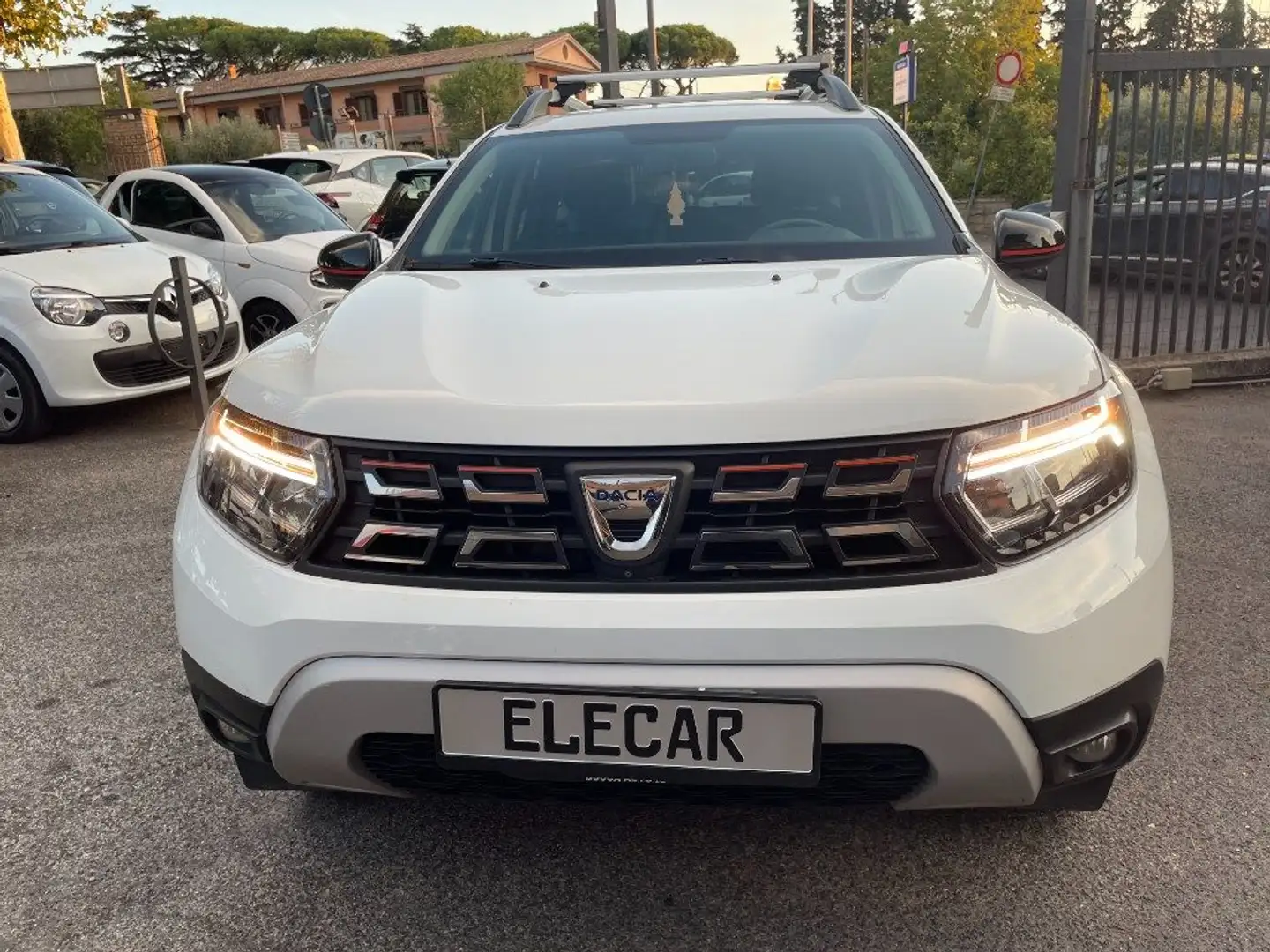 Dacia Duster 1.0 TCe GPL 4x2 Prestige Bianco - 2