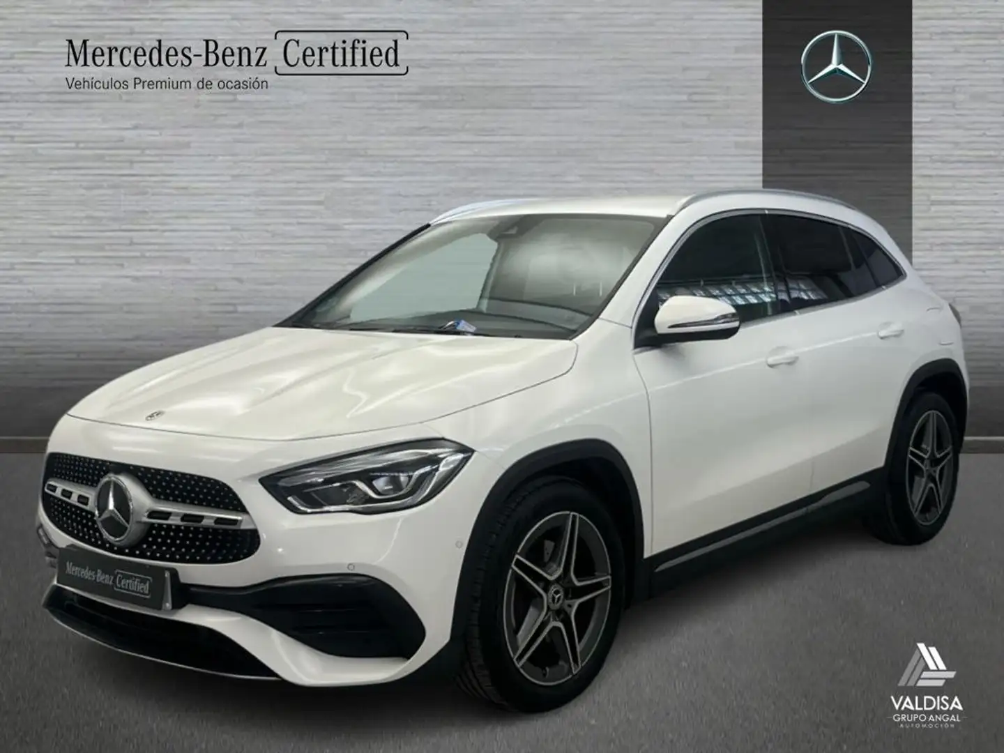 Mercedes-Benz GLA 180 - 1