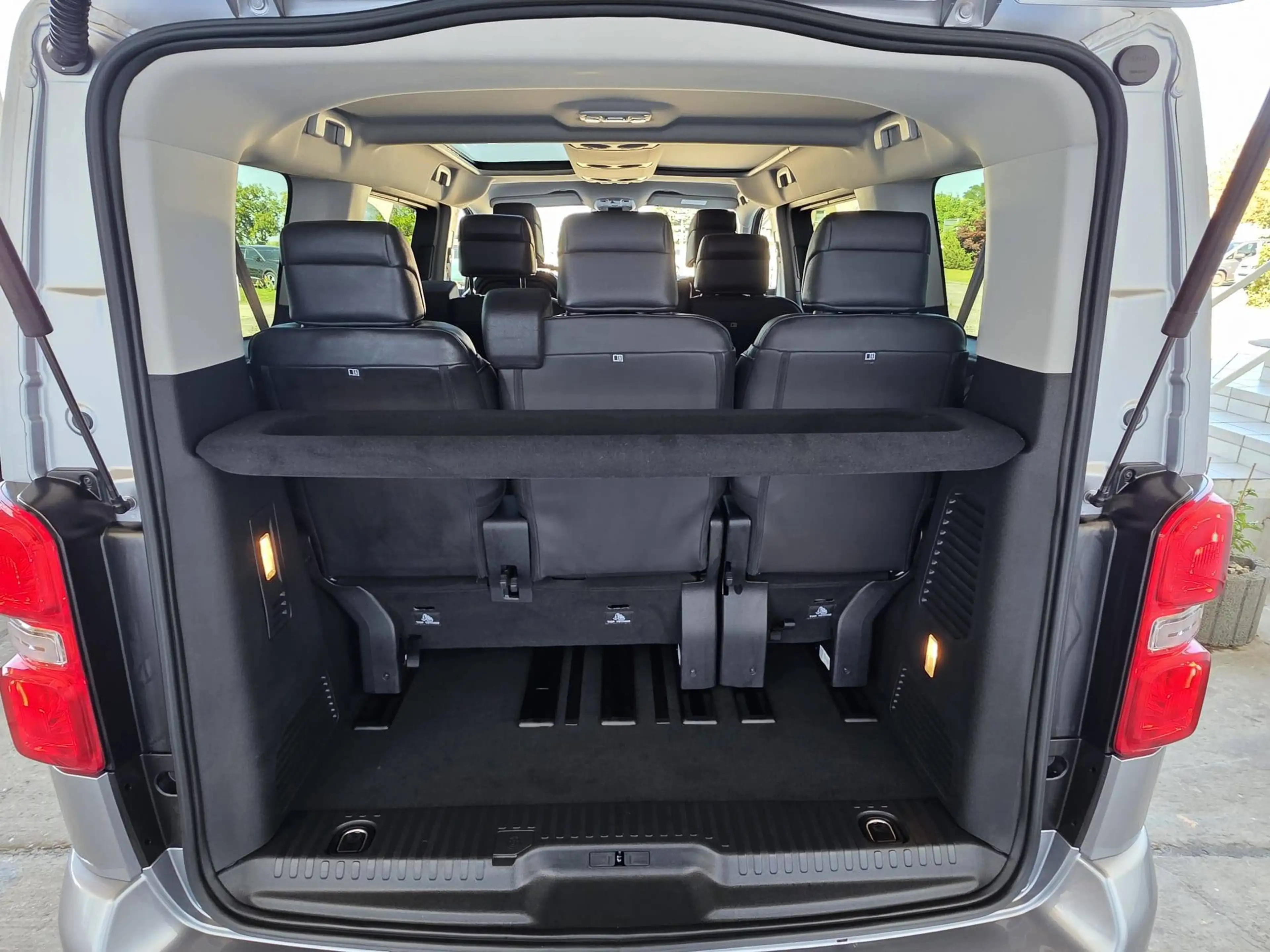 Opel Zafira Life GS LEDER AHK Standhzg.7-Sitzer Massage LED Navigation Tempomat el.Schiebetüren — photo 8