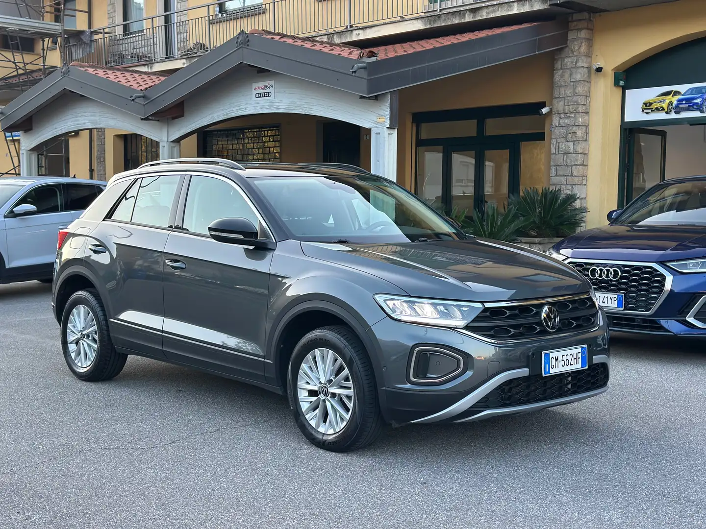 Volkswagen T-Roc T-Roc I 2023 1.5 tsi Style dsg Grau - 1