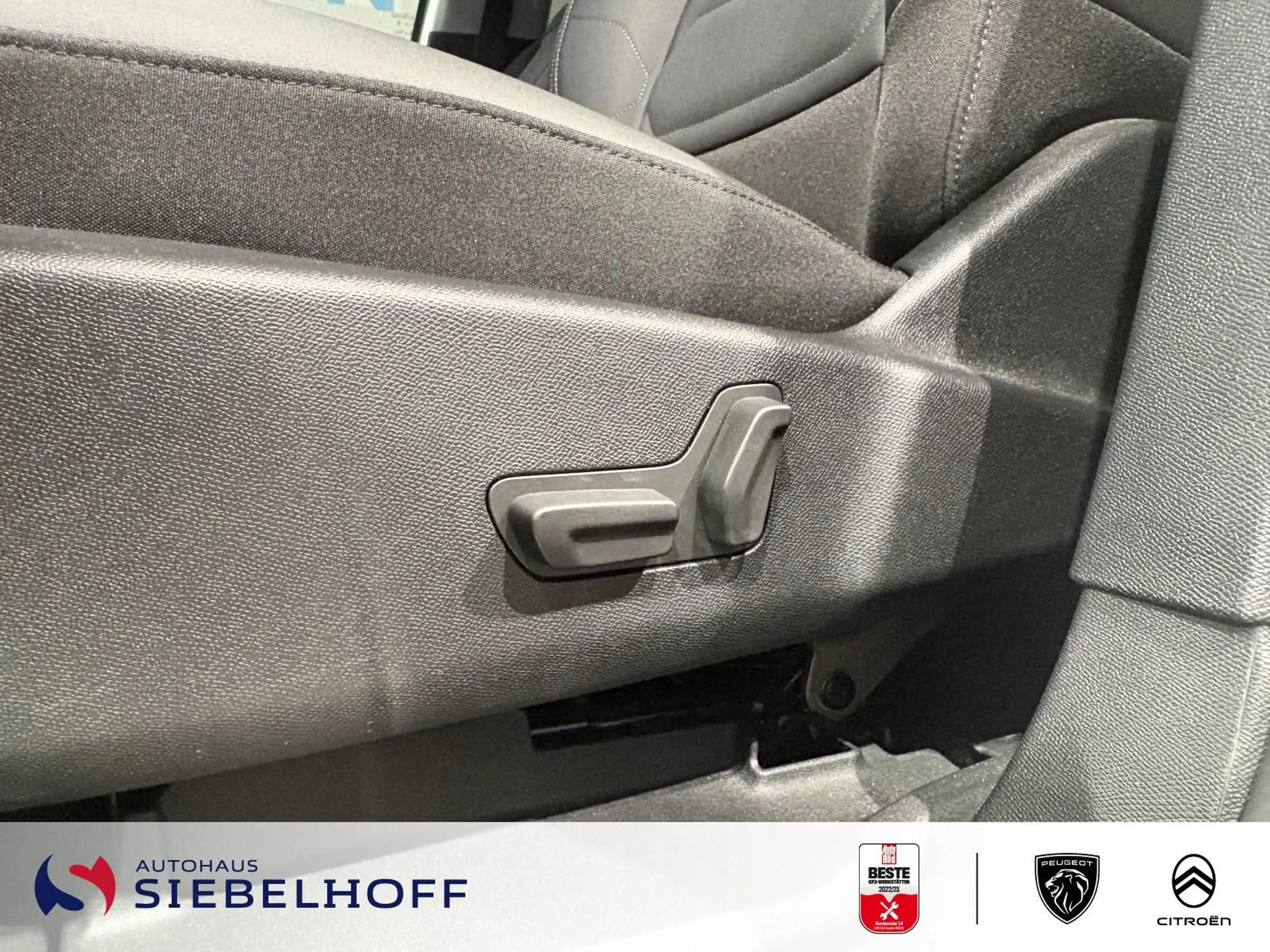 Citroen C5 Aircross Shine Pack PureTech 130 EAT8 — photo 11
