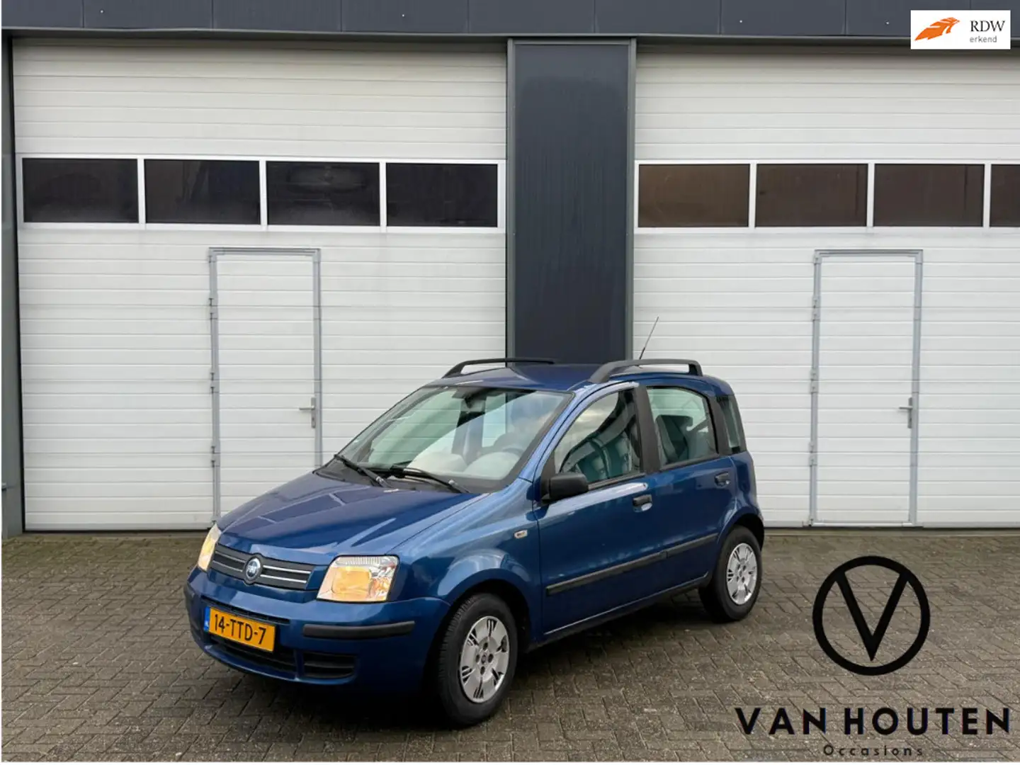 Fiat Panda 1.2 Dynamic - Donkerblauw | Nieuwe APK! | Airco | Blauw - 1