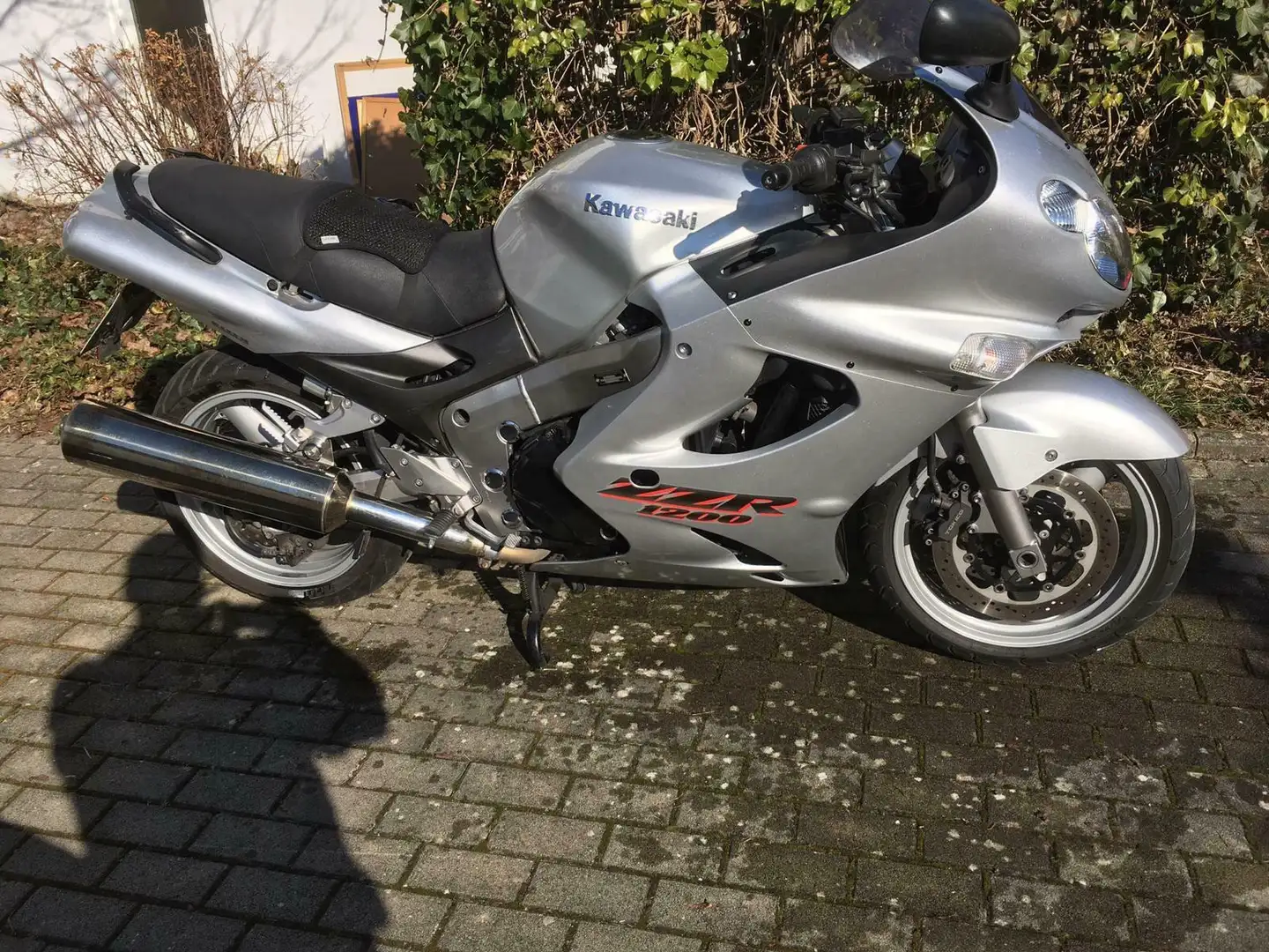 Kawasaki ZZR 1200 Zilver - 2