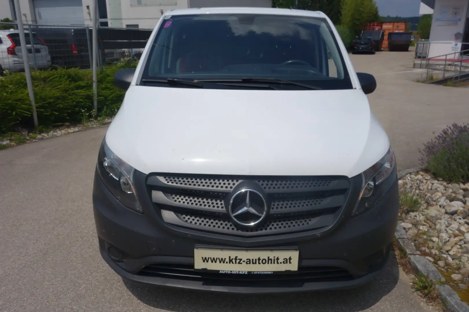 Mercedes-Benz Vito Vito 109 CDI lang Weiß - 2