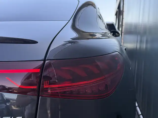 Mercedes-Benz Eqs view 10